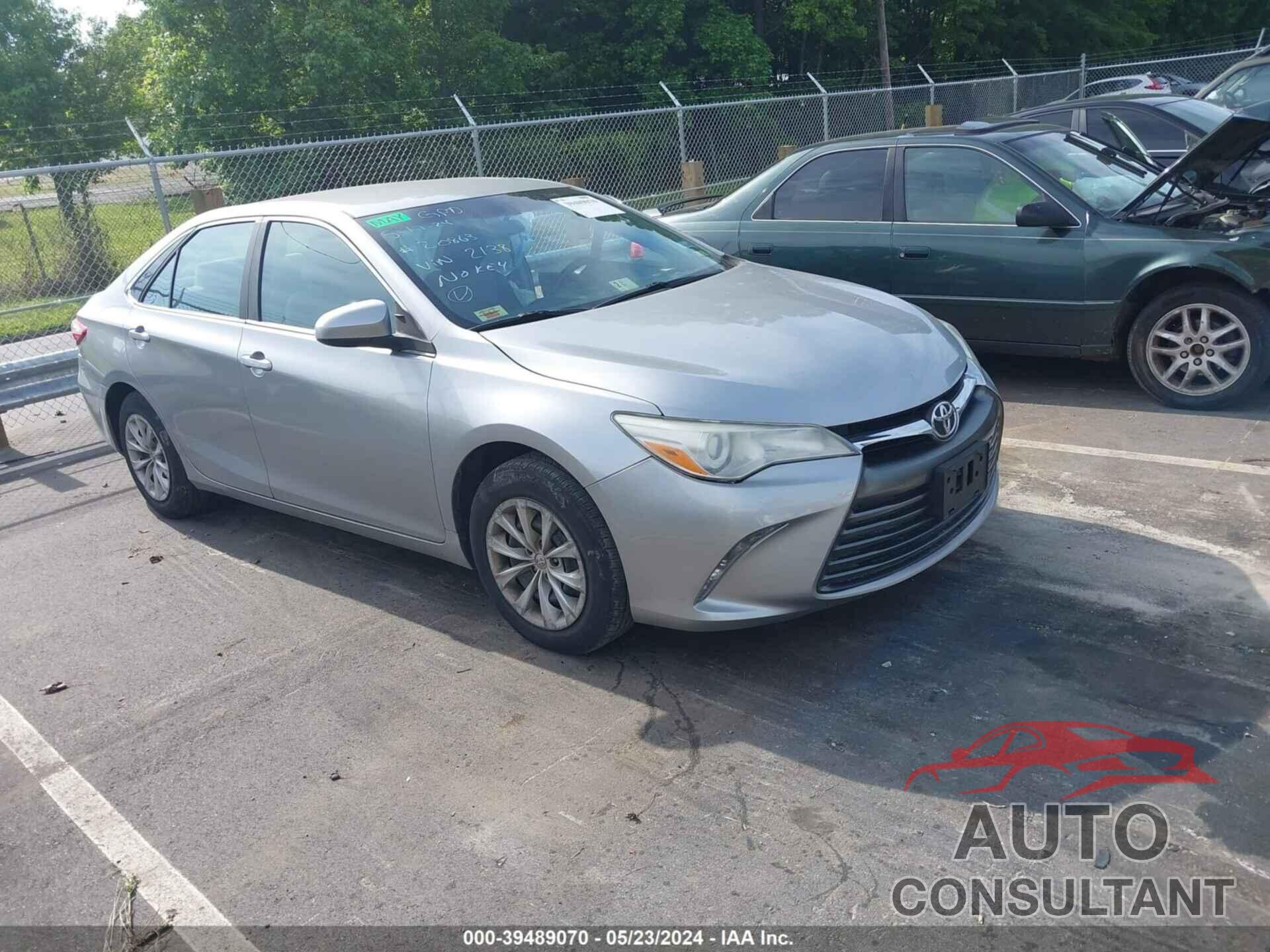 TOYOTA CAMRY 2016 - 4T4BF1FK0GR552138