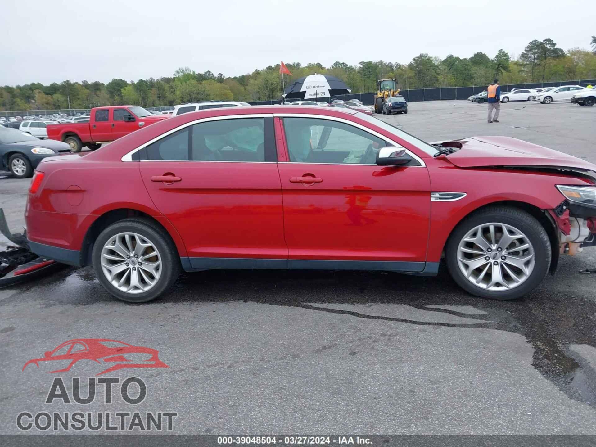 FORD TAURUS 2017 - 1FAHP2F80HG125130