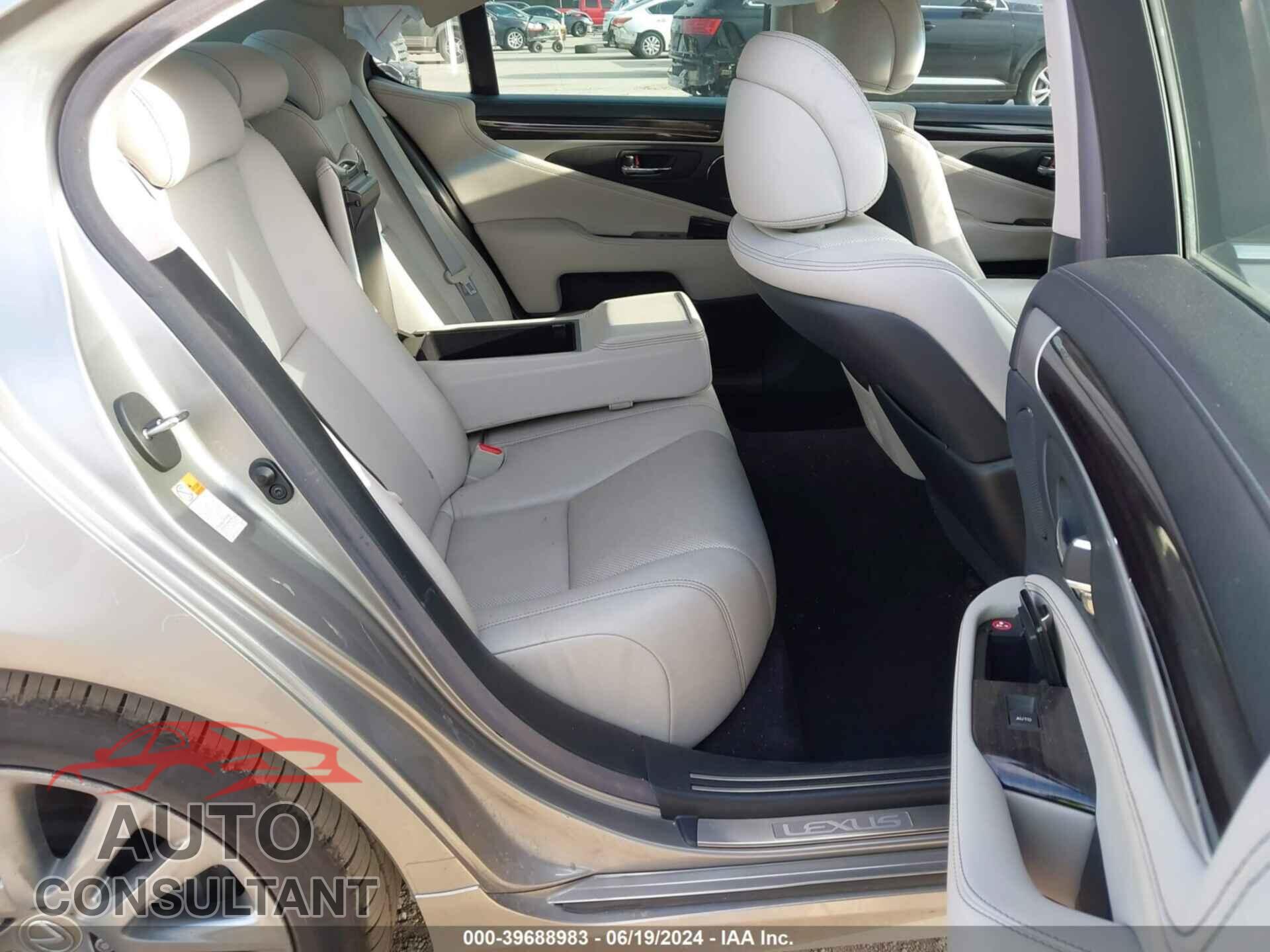 LEXUS LS 460 2017 - JTHBL5EF7H5146497