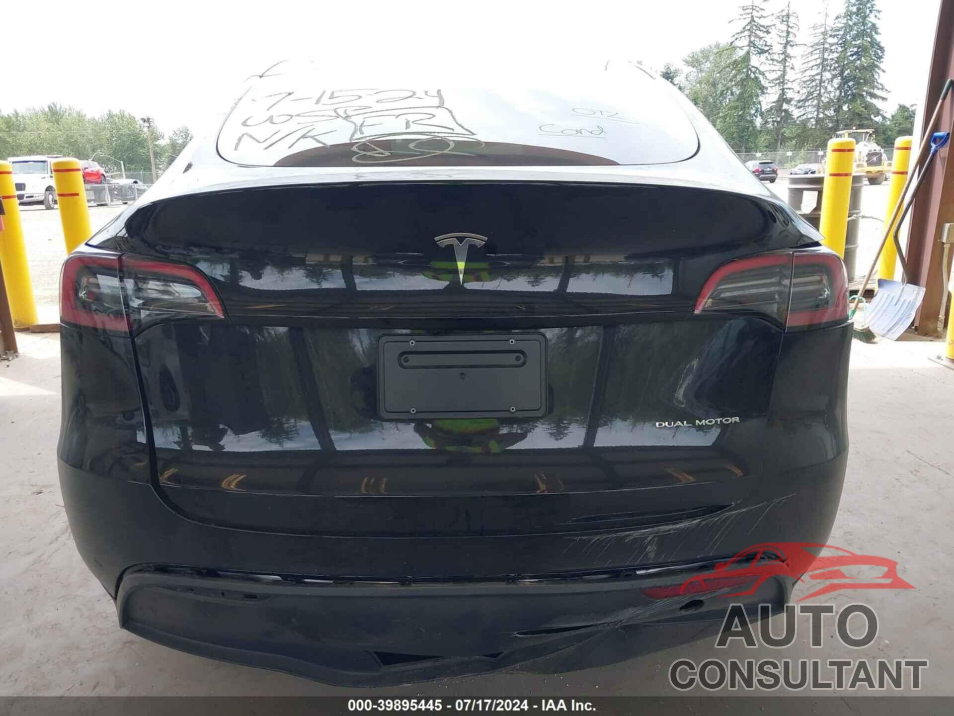 TESLA MODEL Y 2023 - 7SAYGDEE9PF880205