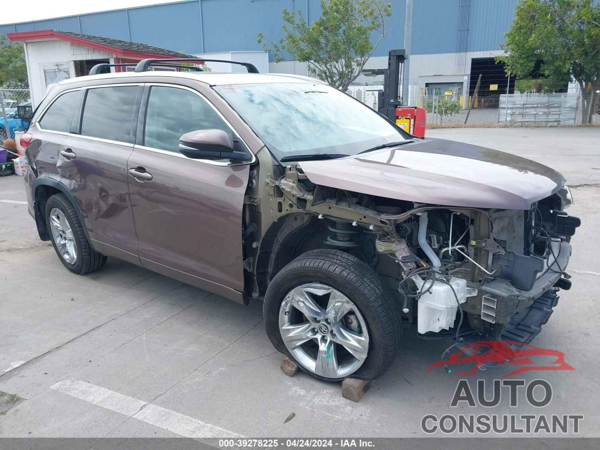 TOYOTA HIGHLANDER 2019 - 5TDDZRFH9KS941231