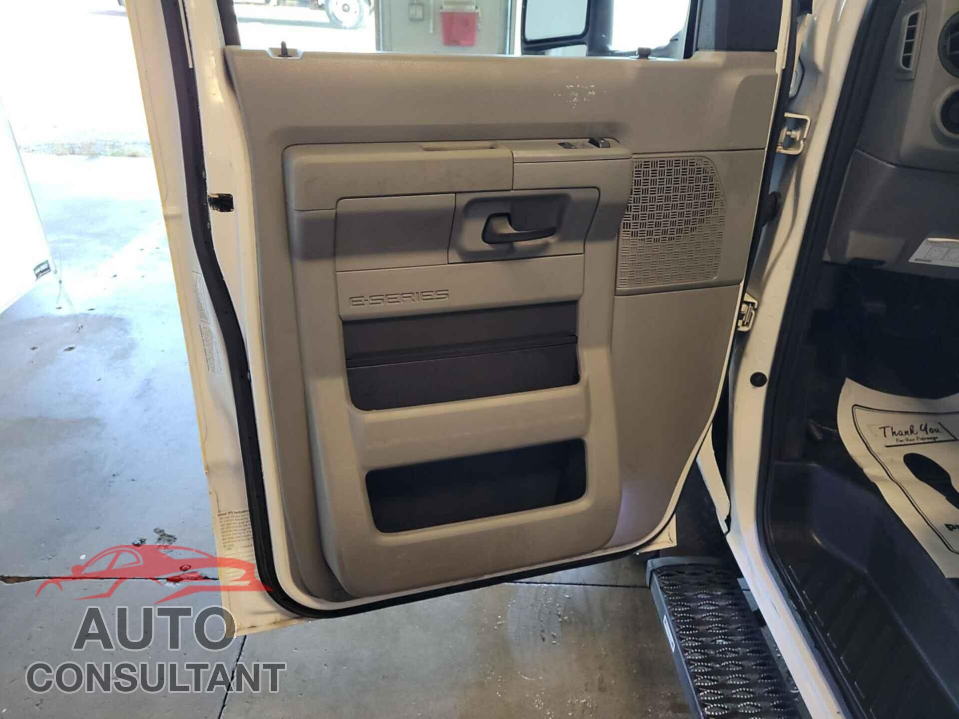 FORD ECONOLINE 2017 - 1FDXE4FS0HDC68630
