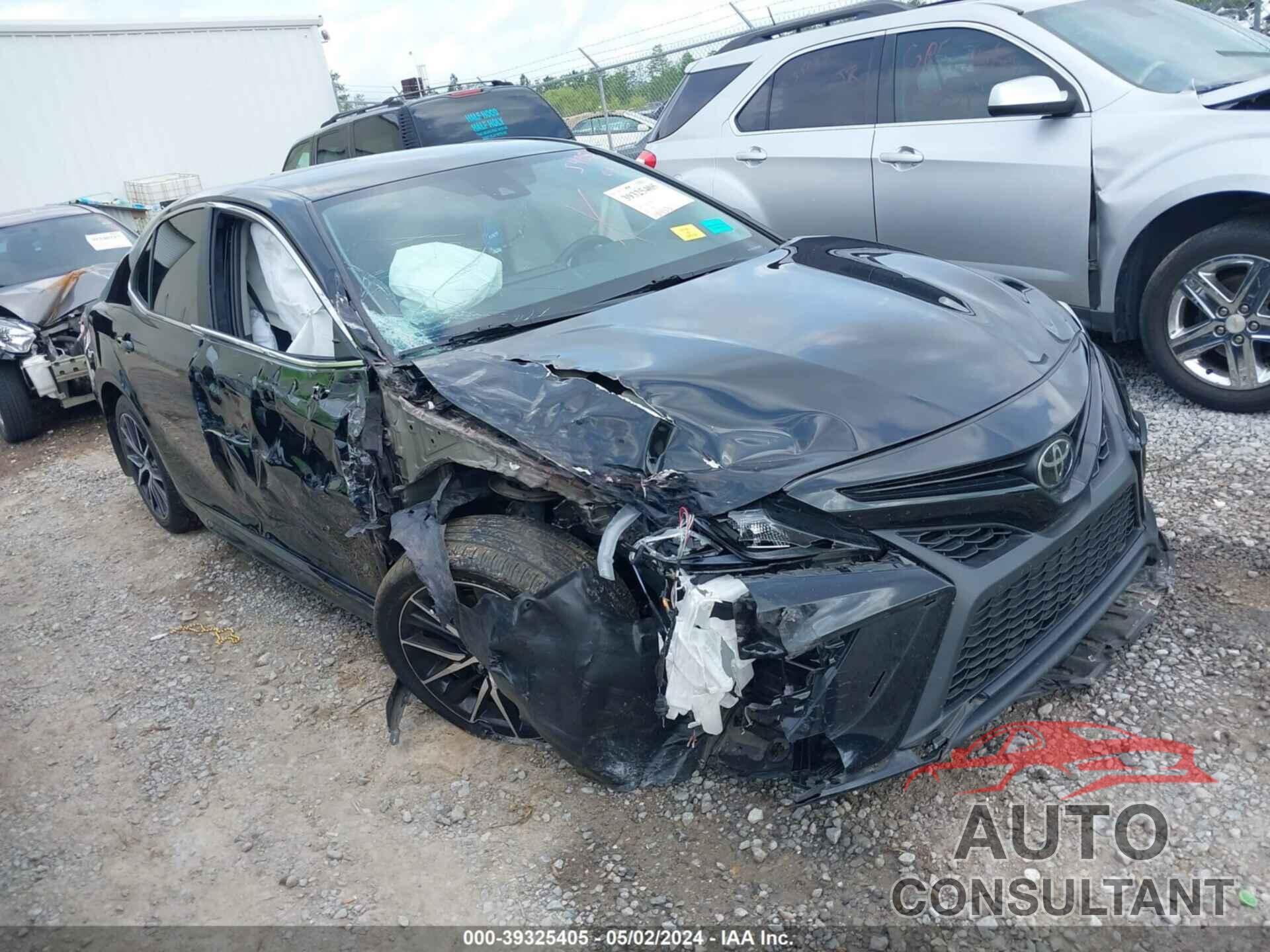 TOYOTA CAMRY 2022 - 4T1G11AK7NU671937