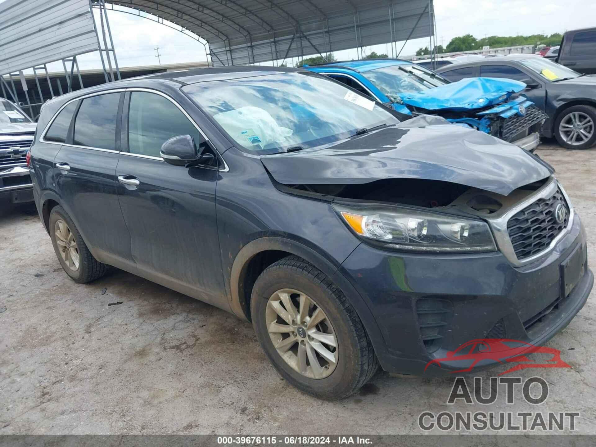 KIA SORENTO 2019 - 5XYPG4A36KG510764