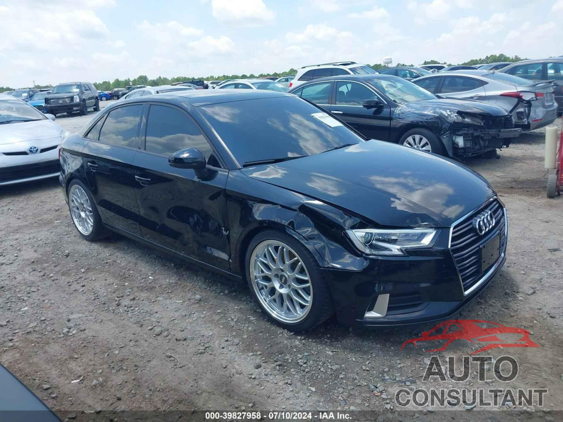 AUDI A3 2018 - WAUAUGFF9J1010323