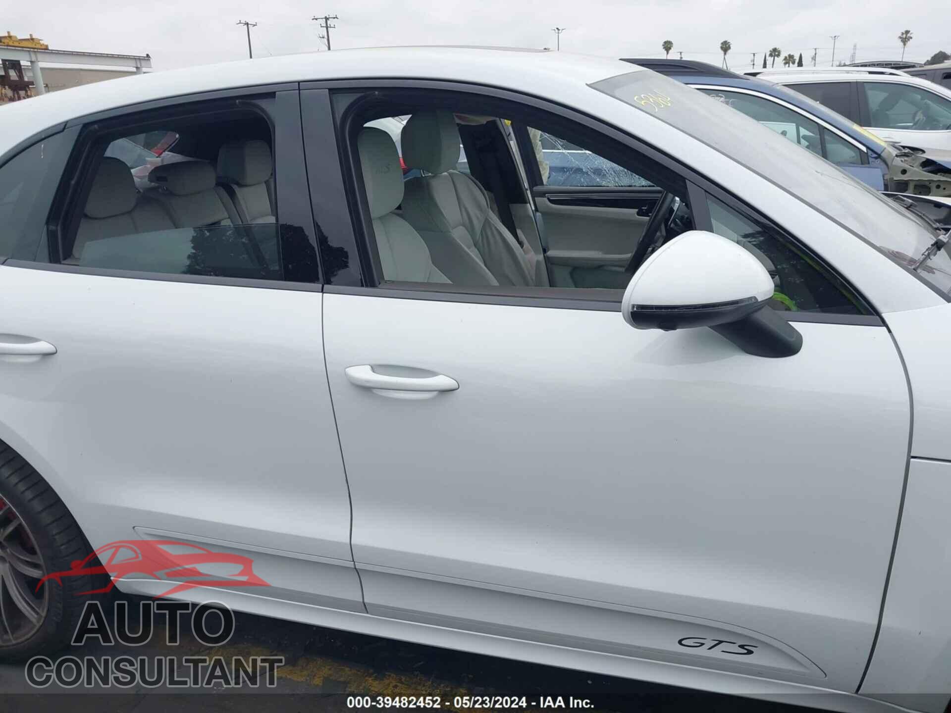 PORSCHE MACAN 2021 - WP1AG2A51MLB52569