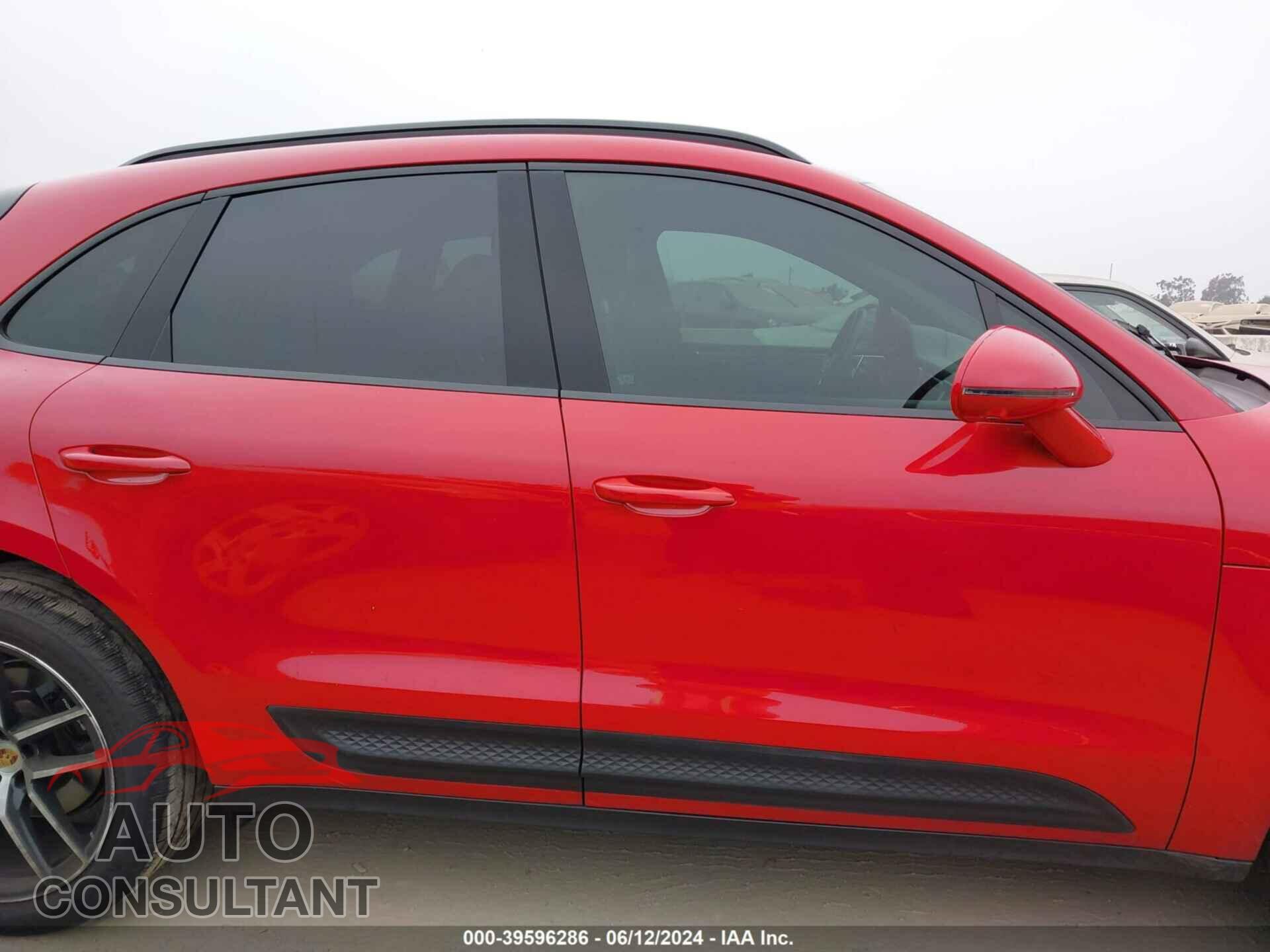 PORSCHE MACAN 2022 - WP1AA2A50NLB01423