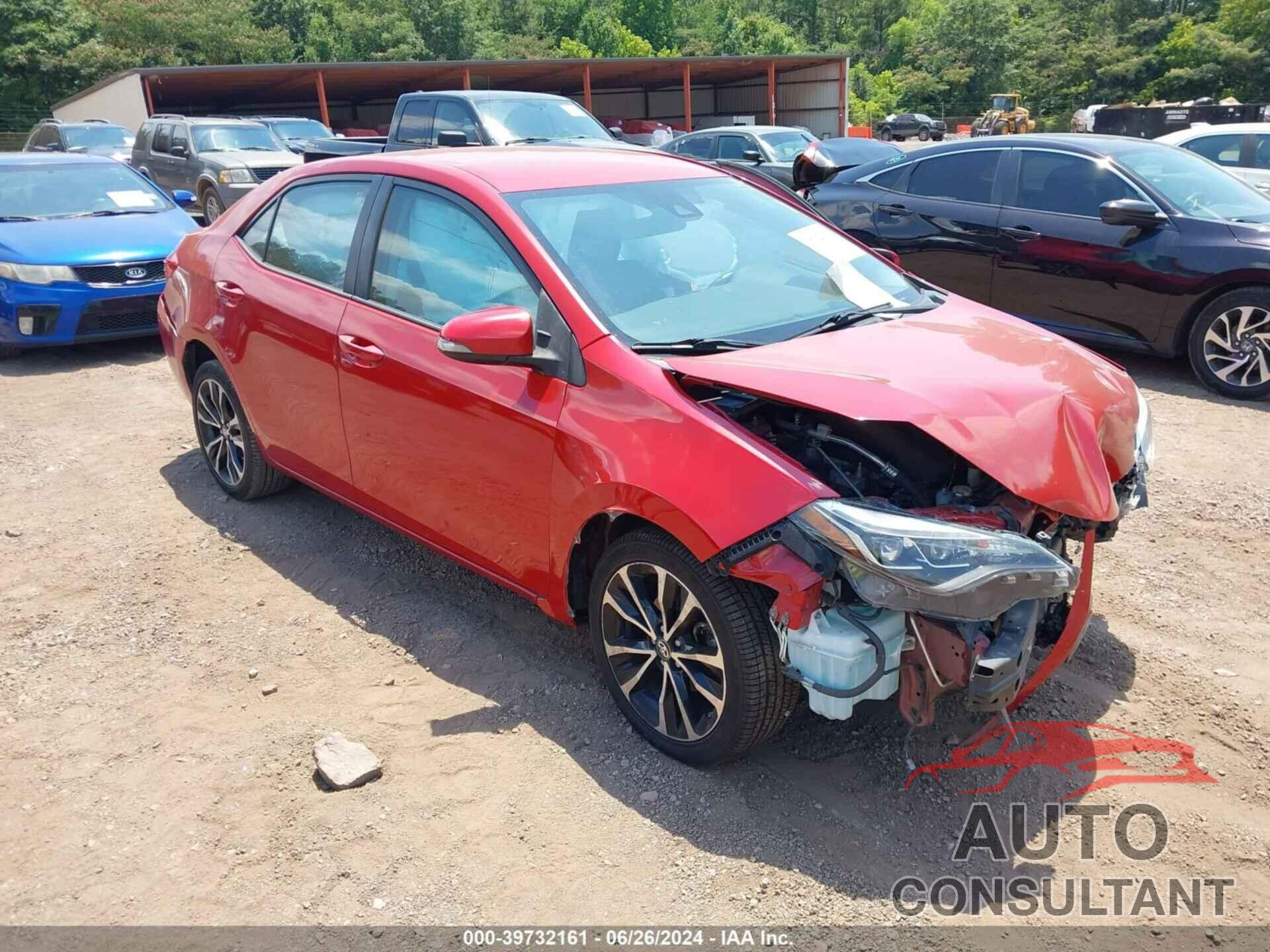 TOYOTA COROLLA 2018 - 5YFBURHE3JP826205