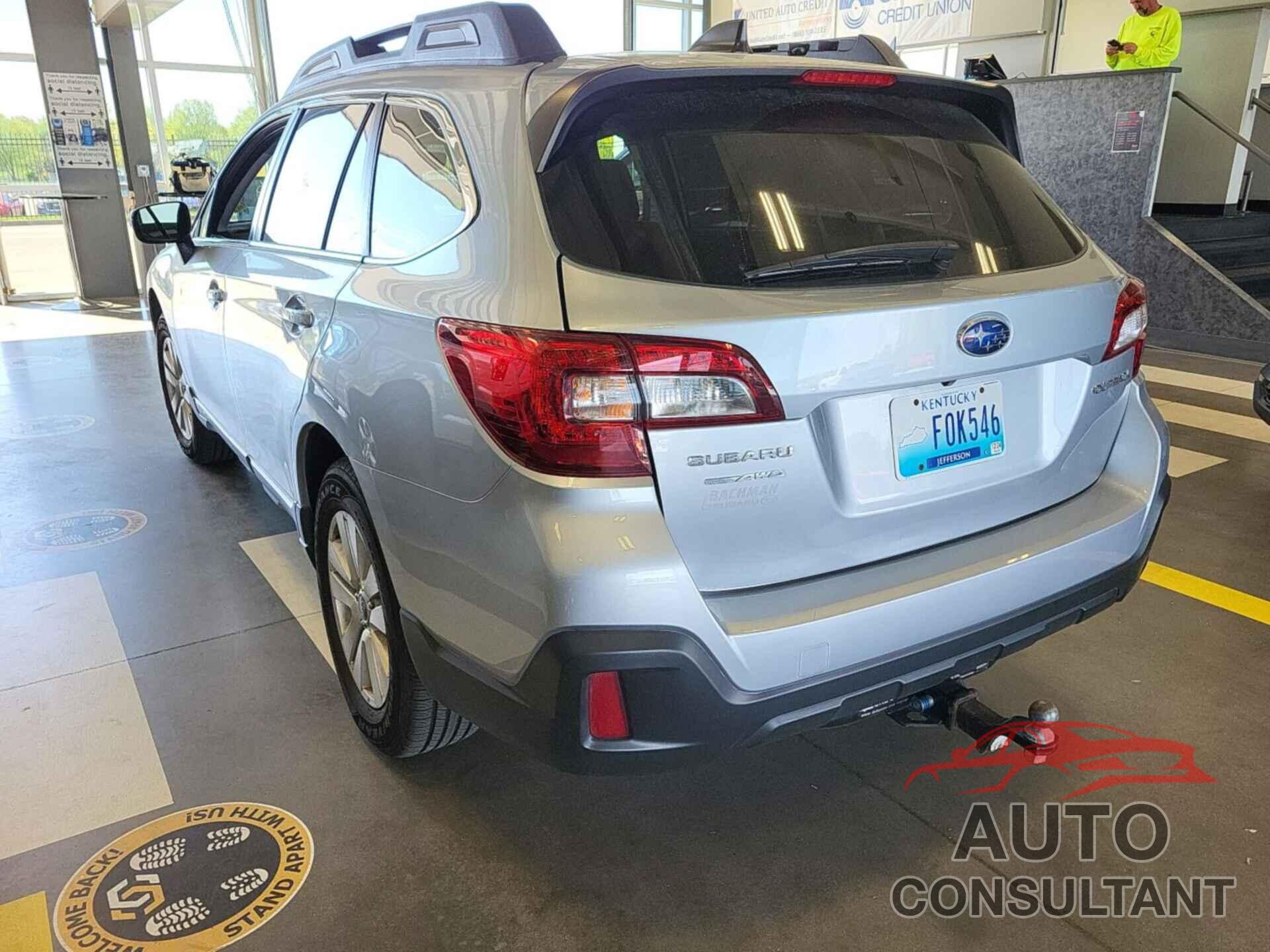SUBARU OUTBACK 2019 - 4S4BSAHCXK3313707