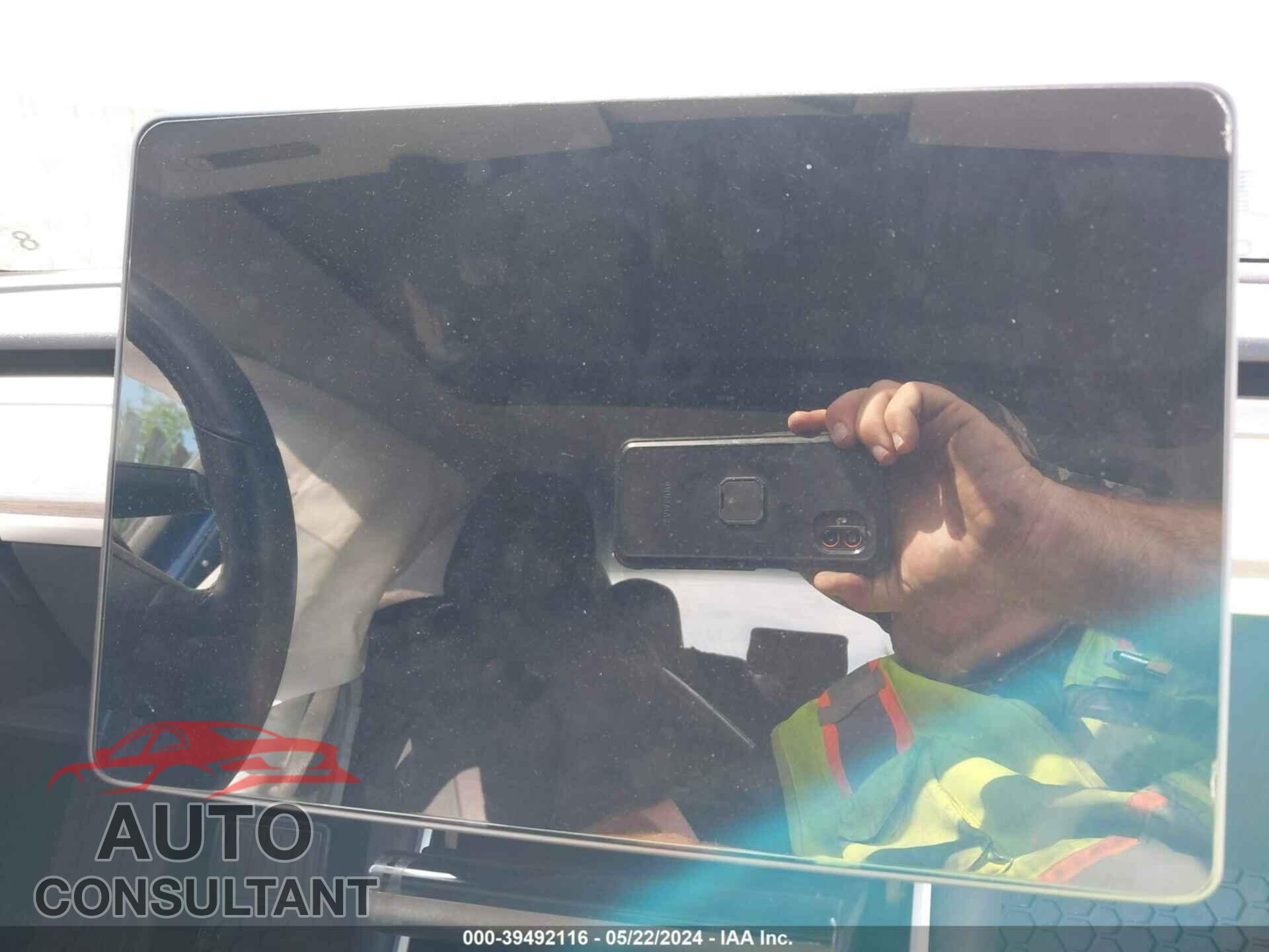 TESLA MODEL 3 2018 - 5YJ3E1EA4JF024696