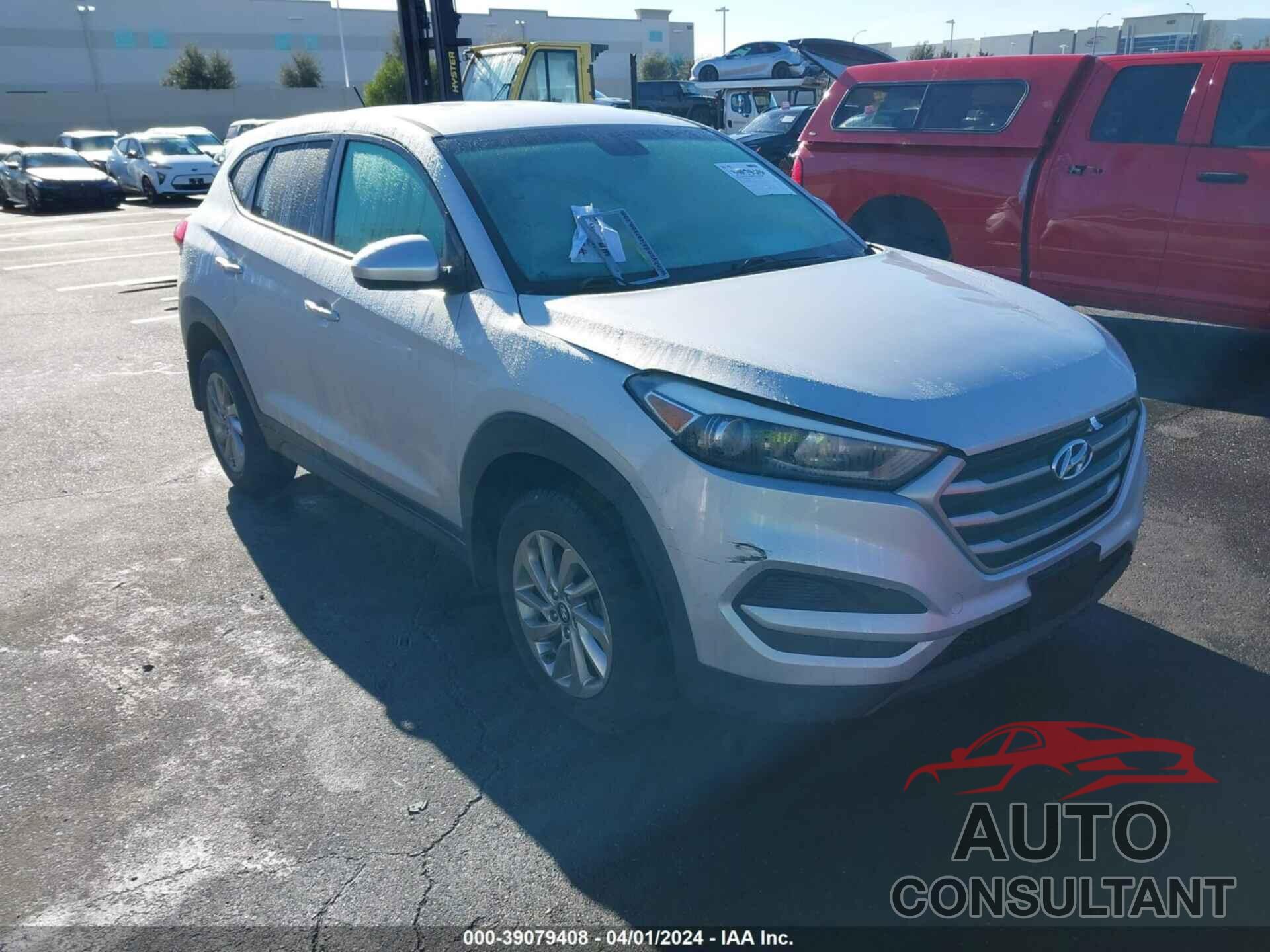 HYUNDAI TUCSON 2018 - KM8J23A49JU813389