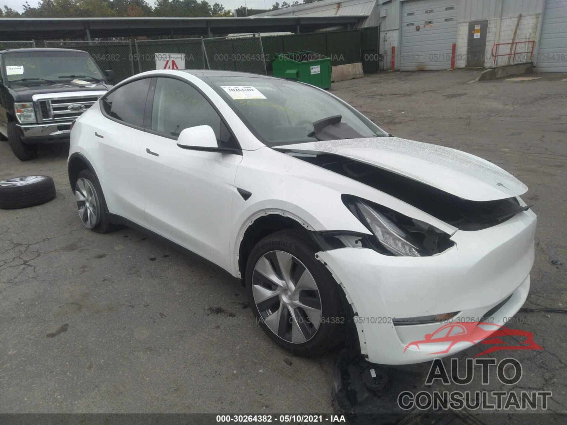 TESLA MODEL Y 2021 - 5YJYGDED0MF111317