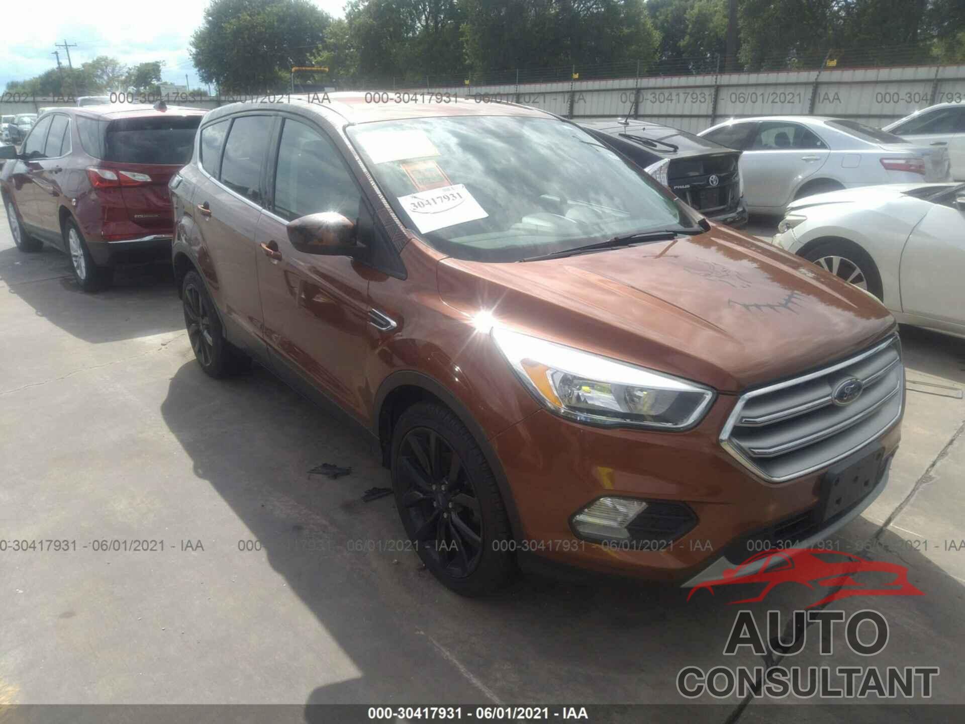 FORD ESCAPE 2017 - 1FMCU0GD0HUA54523