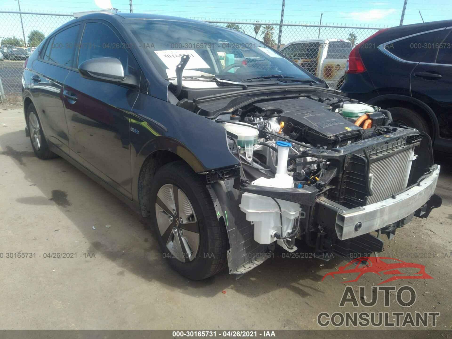 HYUNDAI IONIQ HYBRID 2017 - KMHC65LC0HU057104