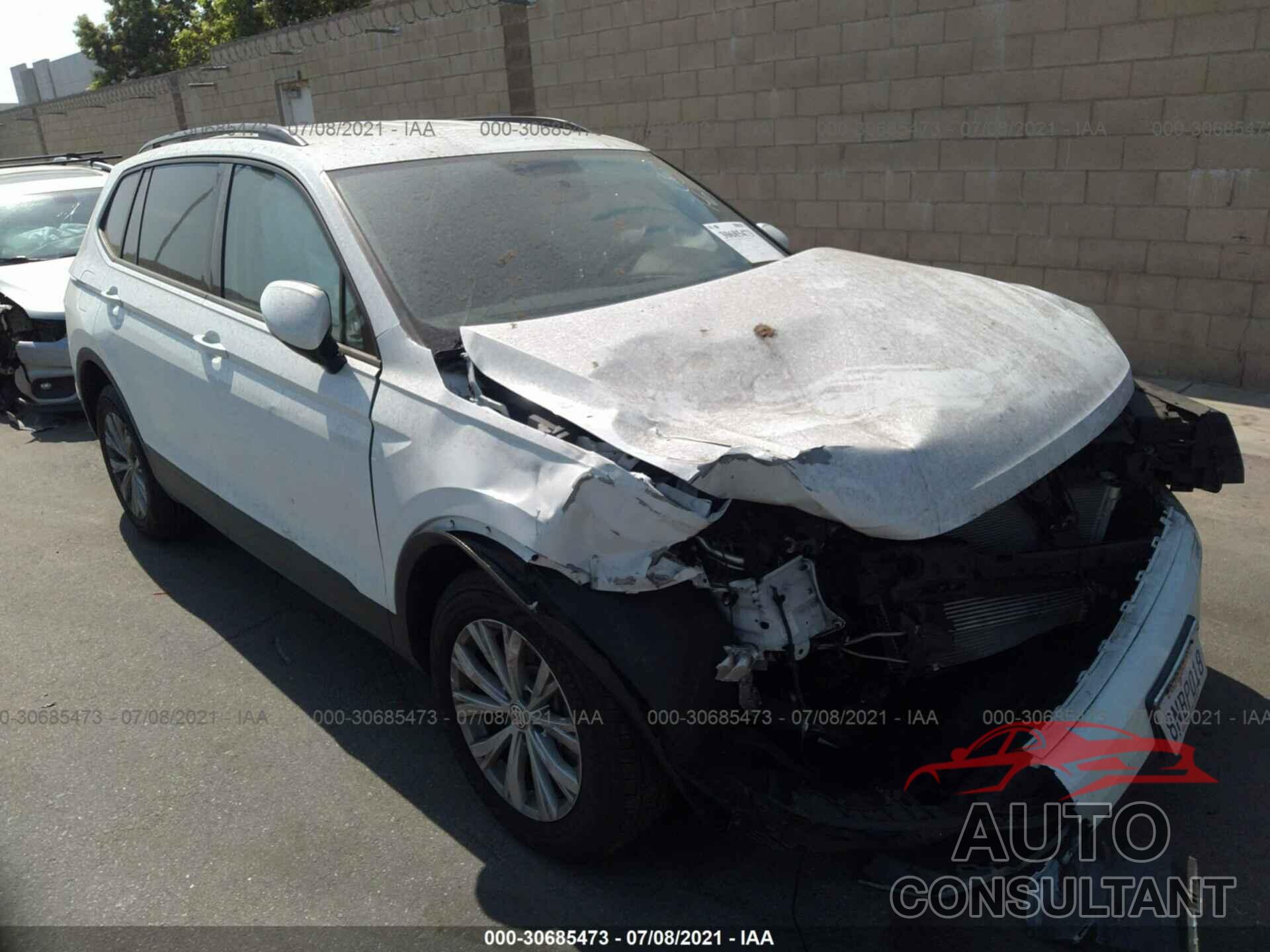 VOLKSWAGEN TIGUAN 2019 - 3VV1B7AX1KM199113