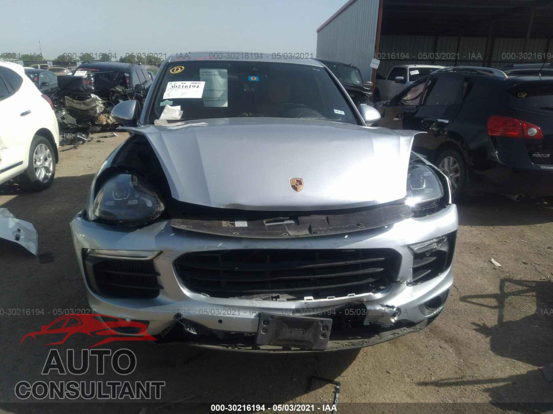 PORSCHE CAYENNE 2016 - WP1AF2A26GLA40346