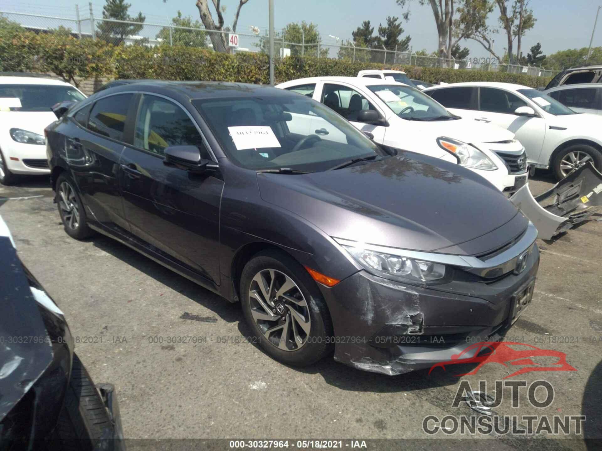 HONDA CIVIC SEDAN 2018 - 2HGFC2F74JH520654