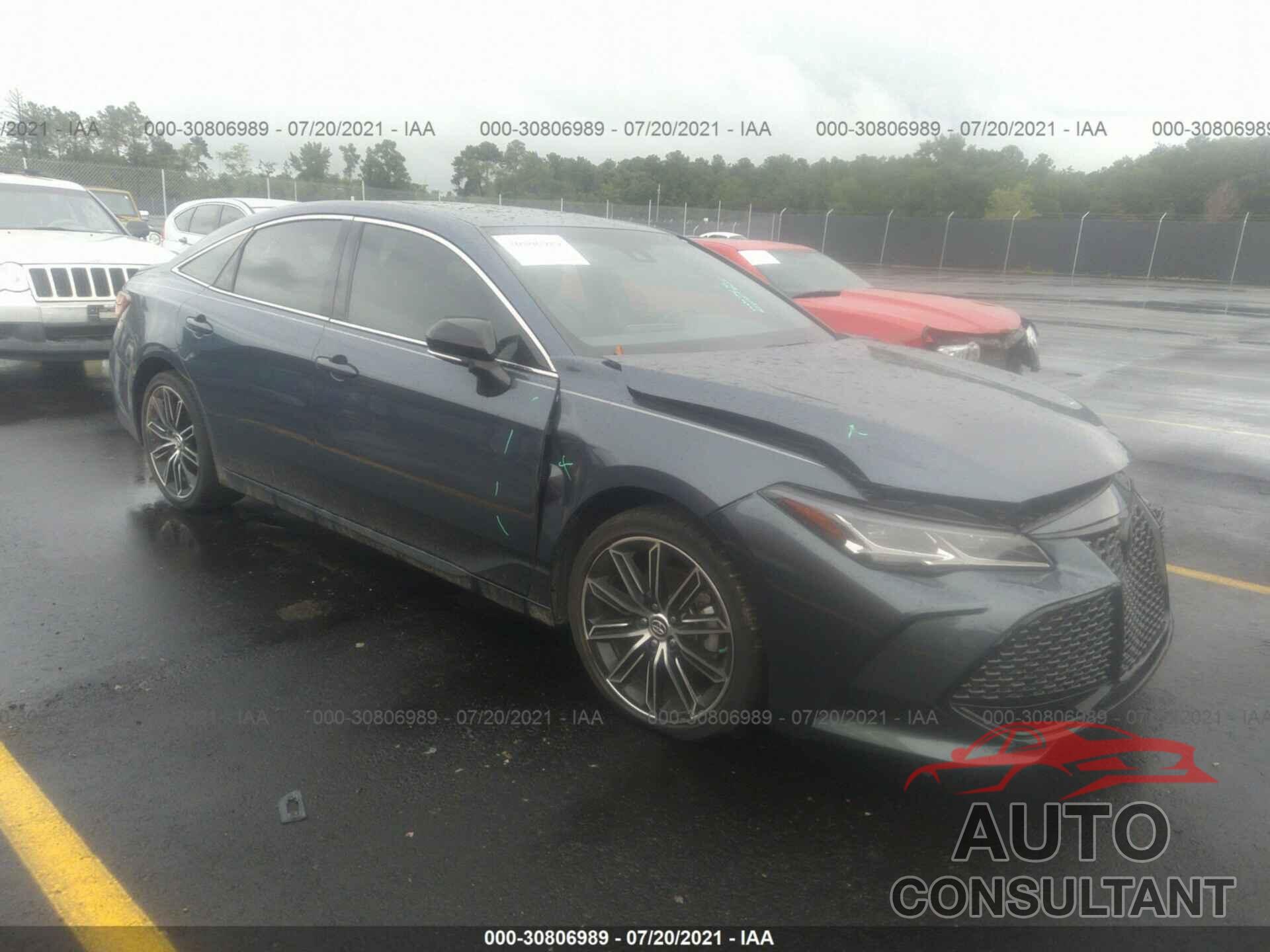 TOYOTA AVALON 2019 - 4T1BZ1FB6KU026316