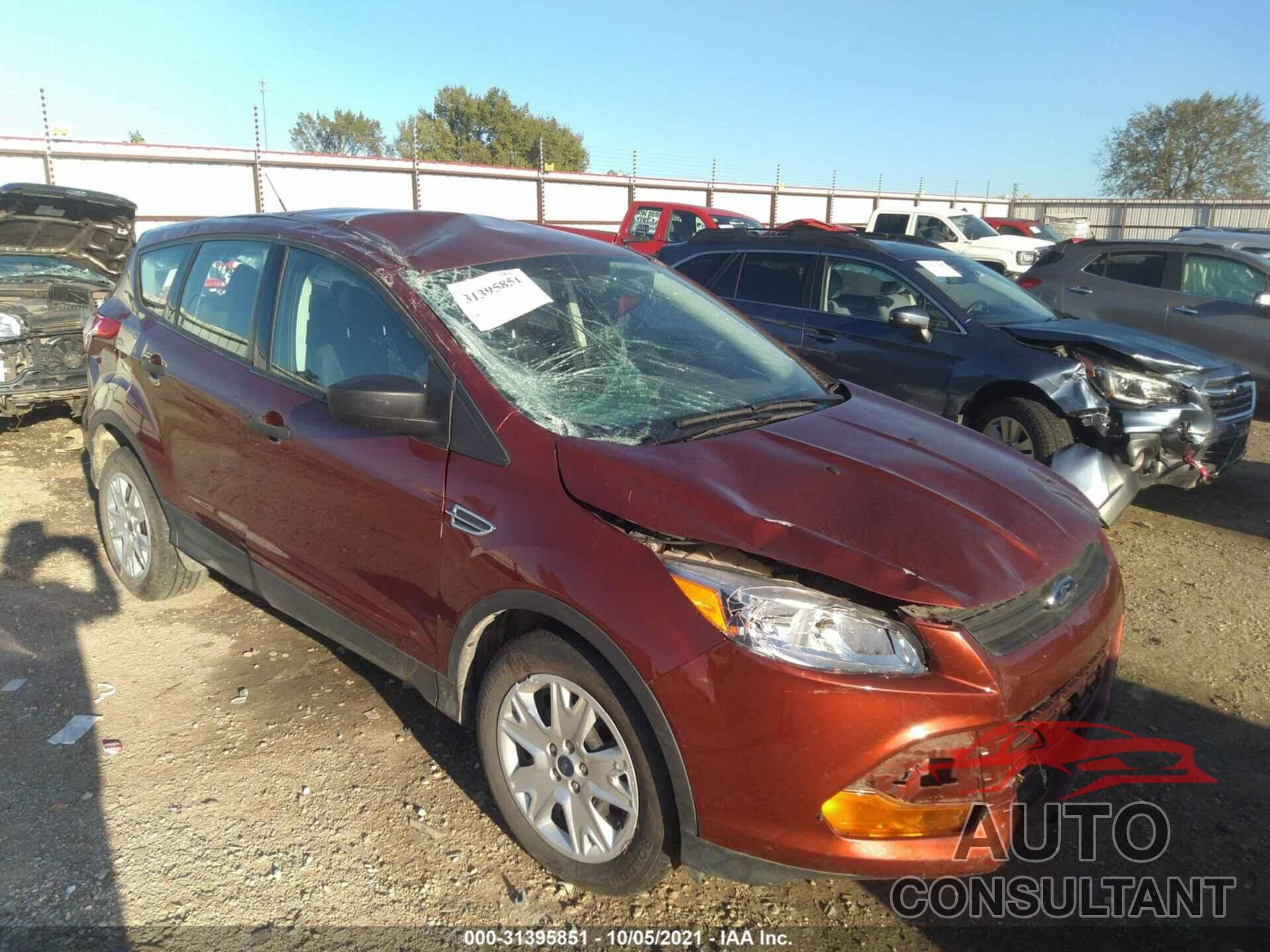 FORD ESCAPE 2016 - 1FMCU0F78GUA49385