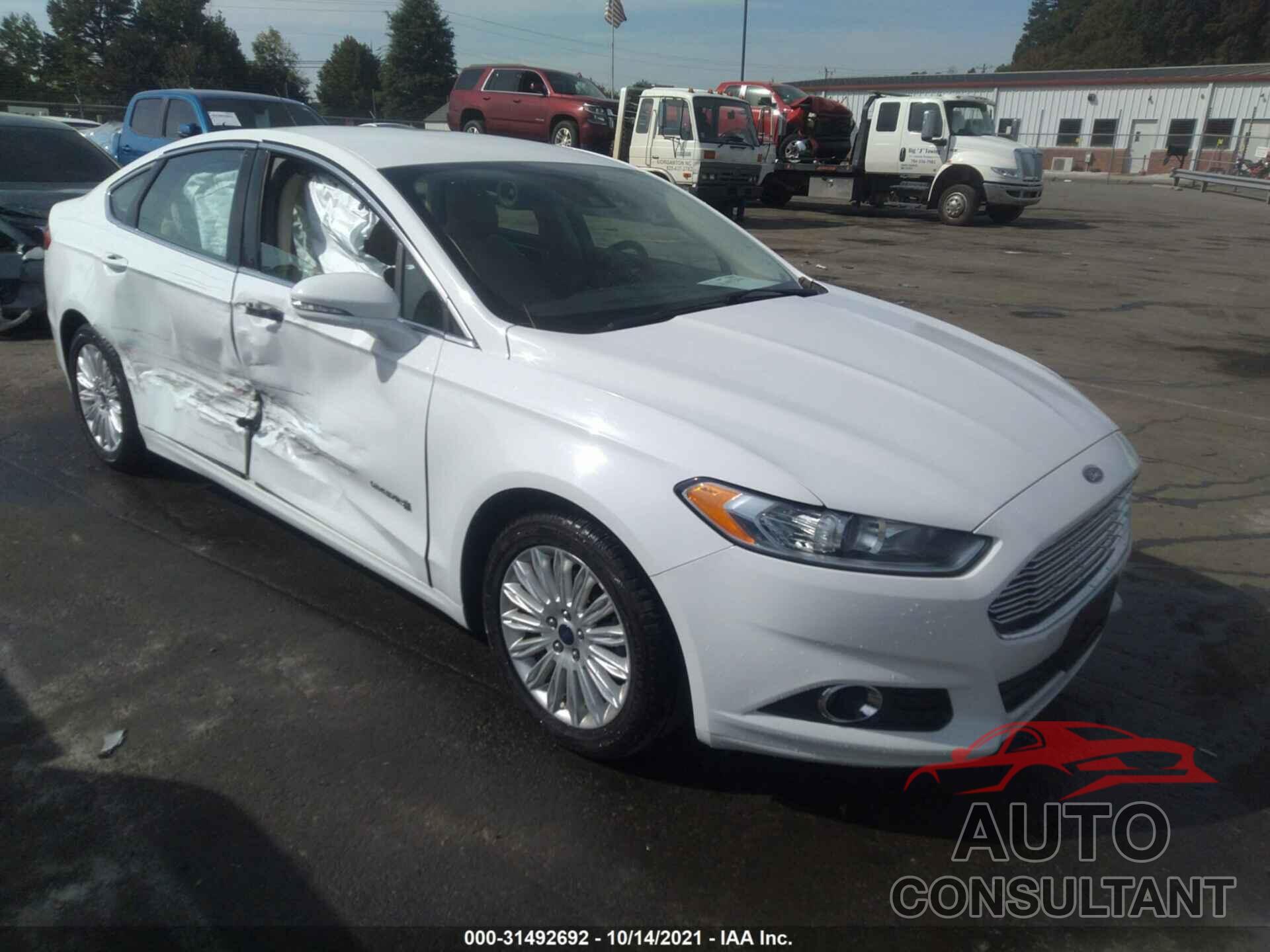 FORD FUSION 2016 - 3FA6P0LU4GR261068