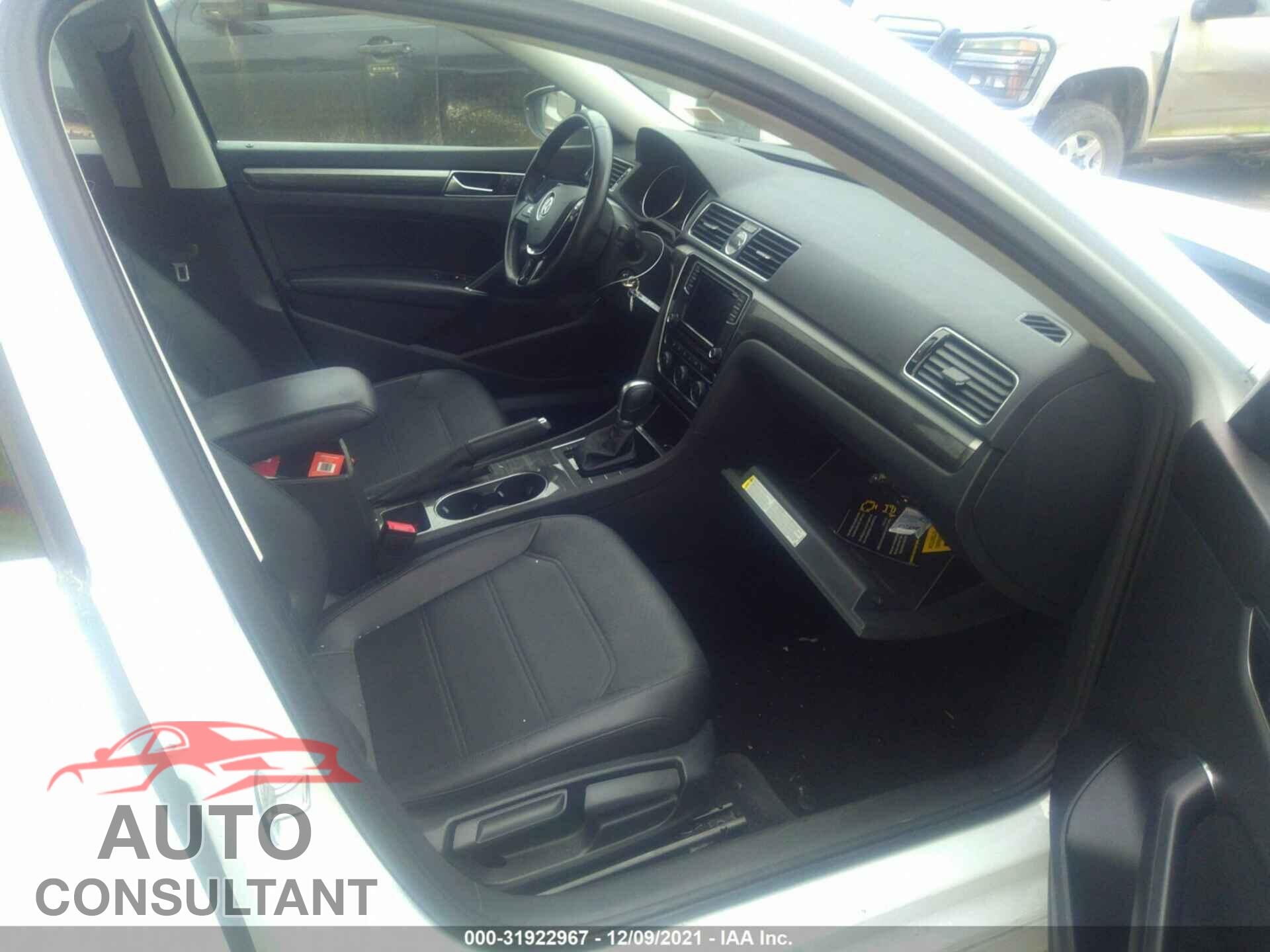 VOLKSWAGEN PASSAT 2016 - 1VWBS7A32GC016484