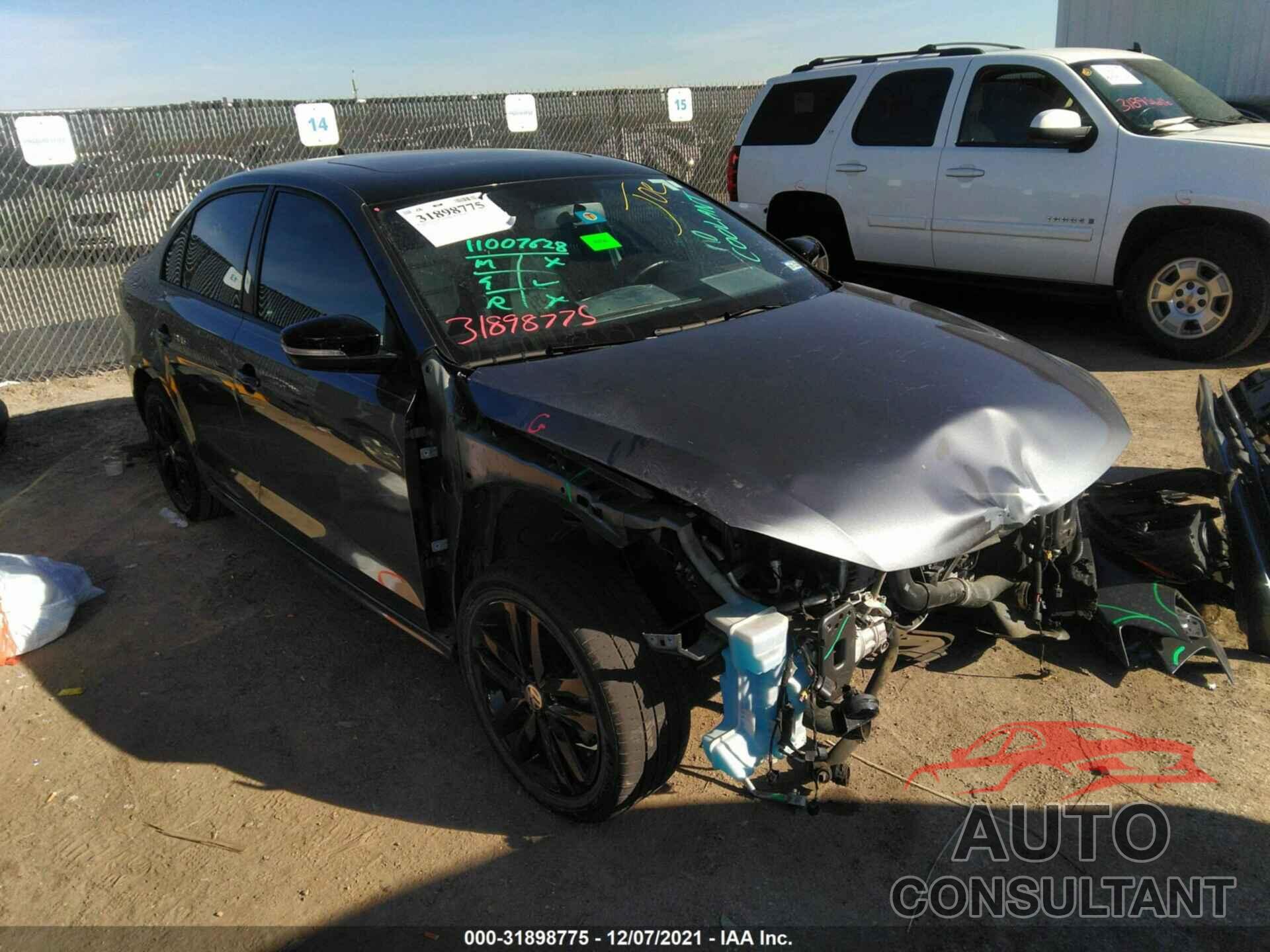 VOLKSWAGEN JETTA 2018 - 3VWD17AJ2JM214837