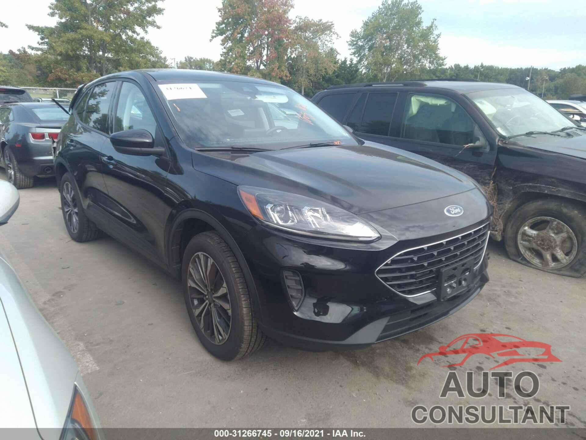 FORD ESCAPE 2021 - 1FMCU9G6XMUA13560