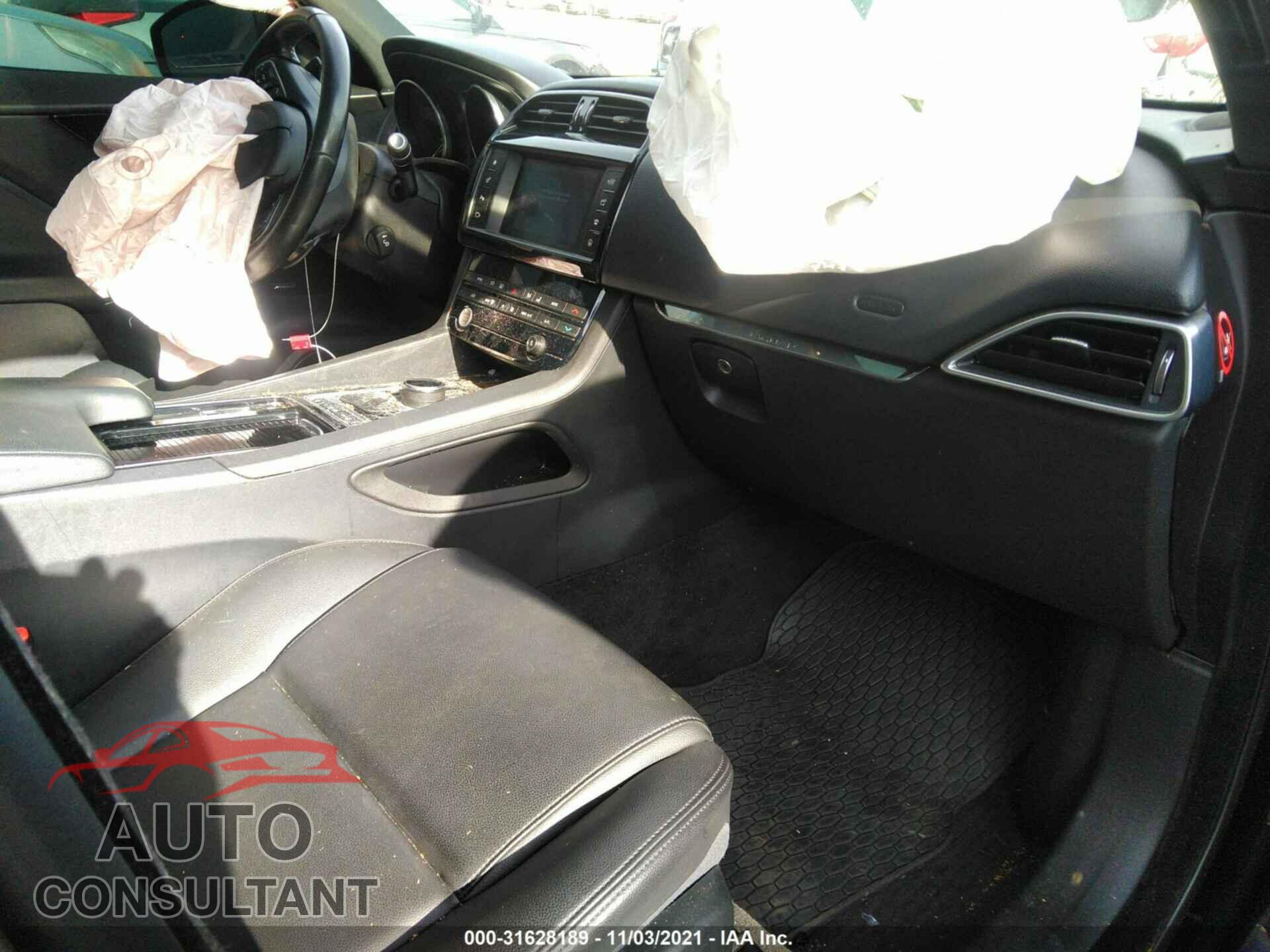 JAGUAR F-PACE 2018 - SADCJ2FX1JA268453