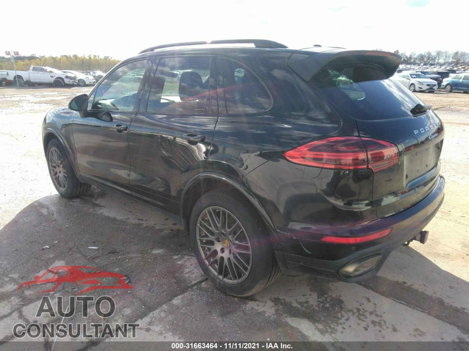 PORSCHE CAYENNE 2017 - WP1AA2A23HKA82866