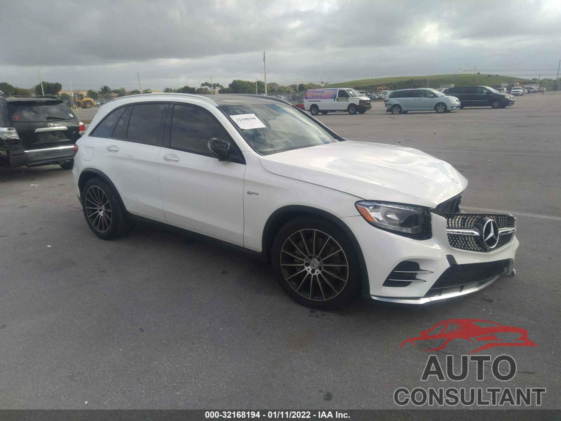 MERCEDES-BENZ GLC 2017 - WDC0G6EB2HF169240