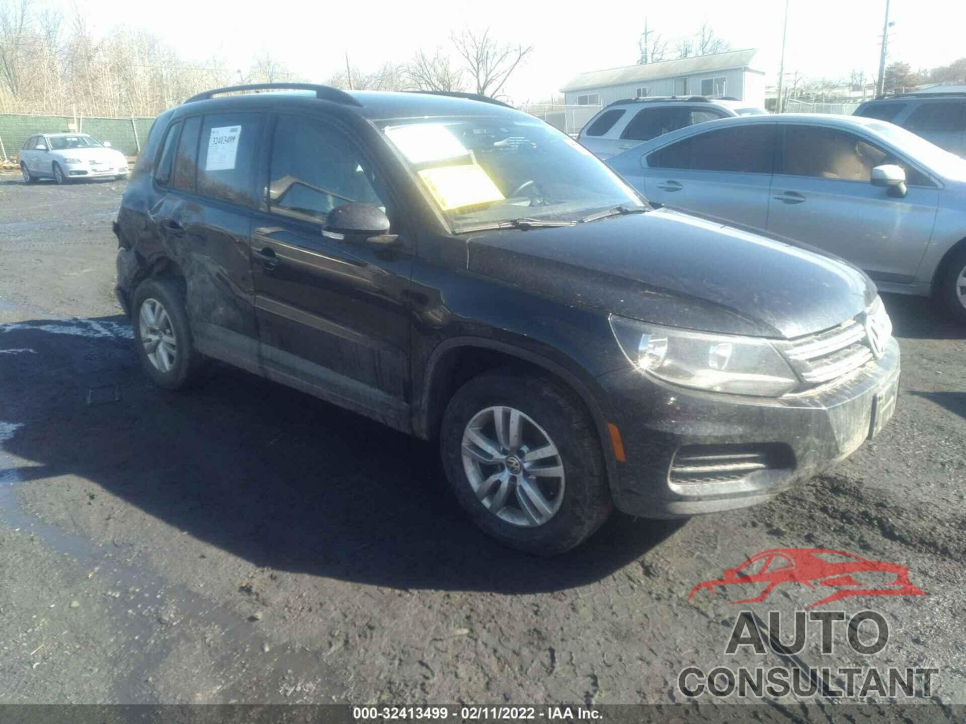 VOLKSWAGEN TIGUAN 2017 - WVGBV7AX0HK029606