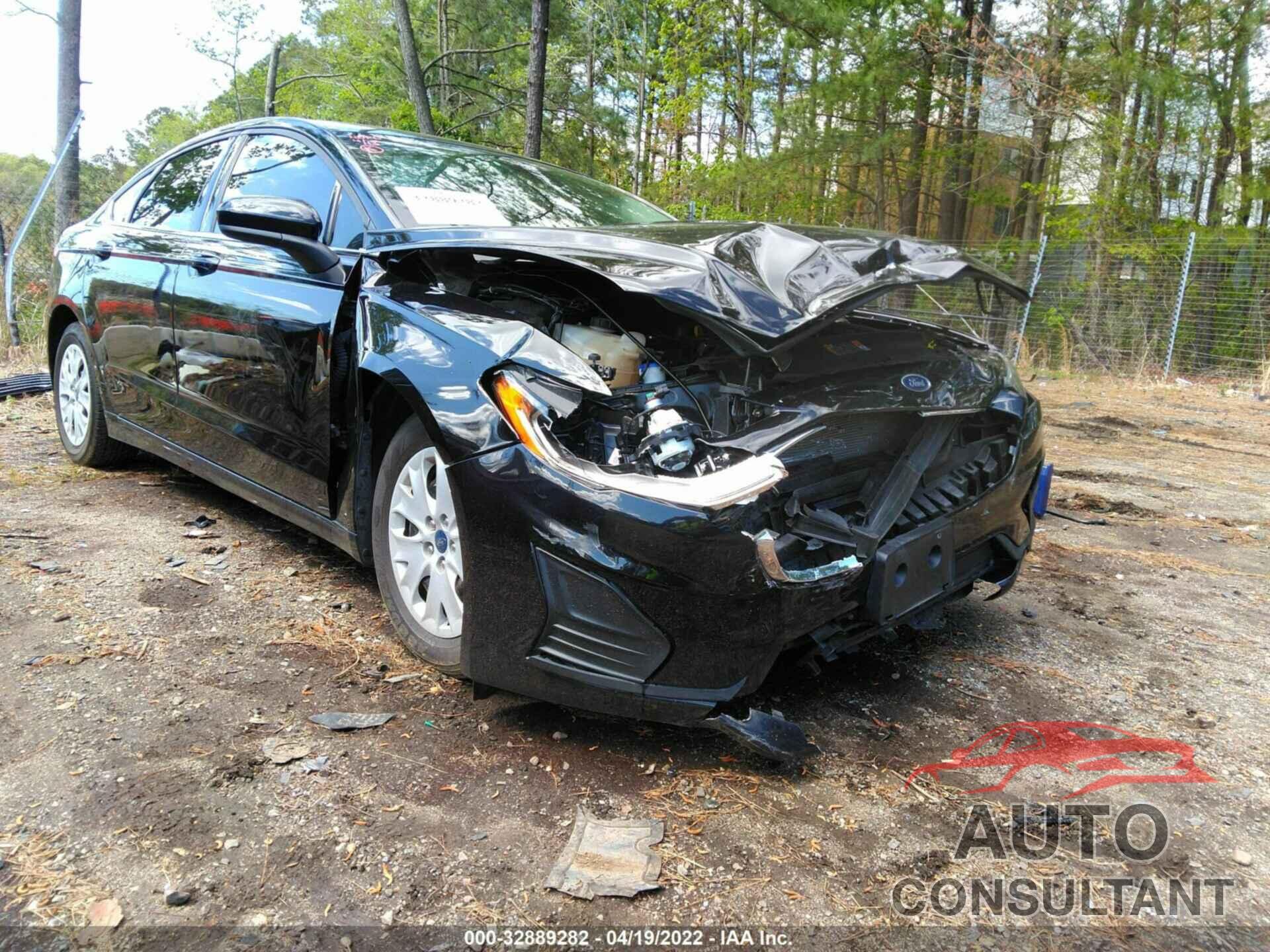 FORD FUSION 2019 - 3FA6P0G76KR229820