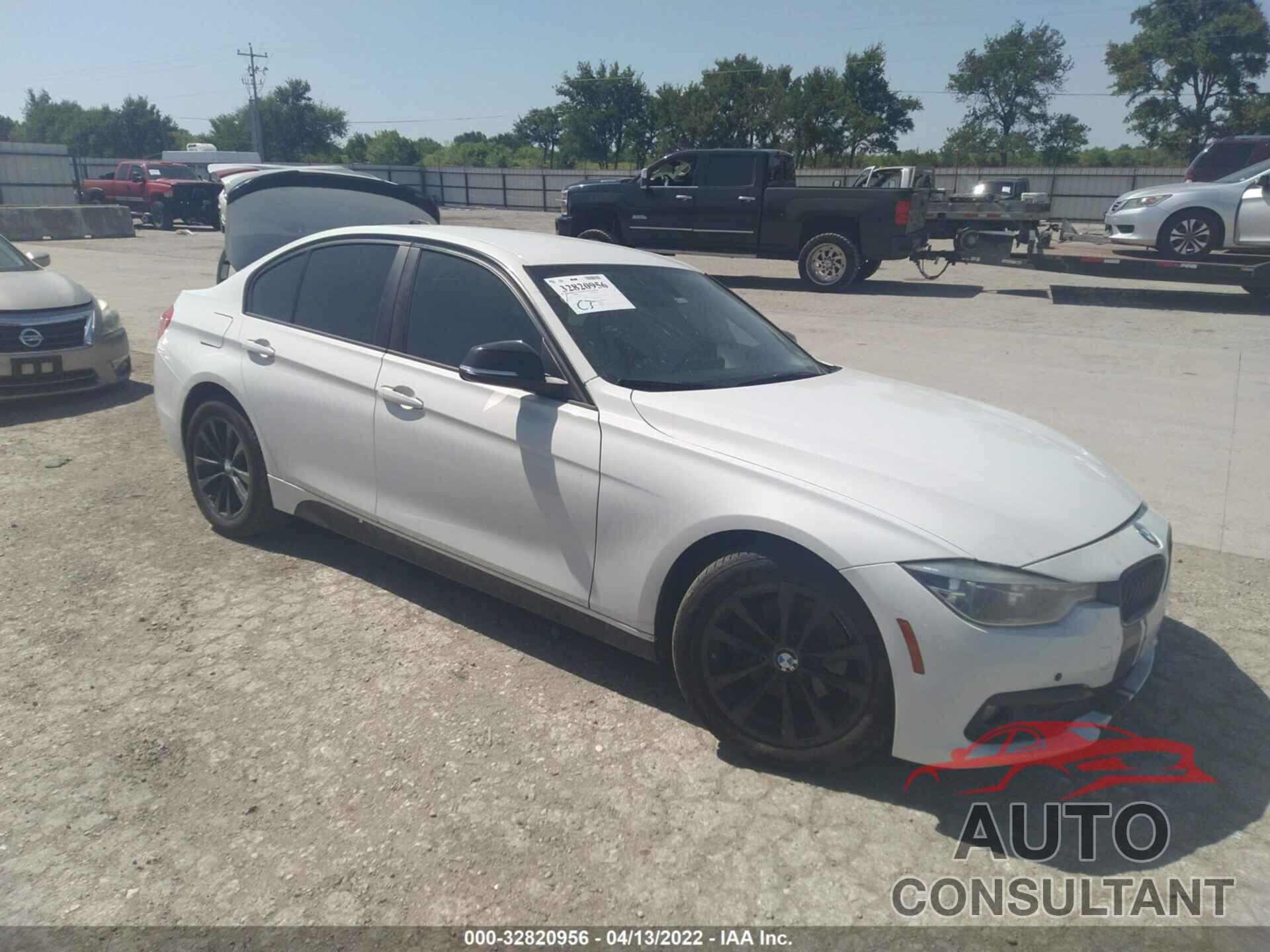 BMW 3 SERIES 2018 - WBA8A9C55JAH13189