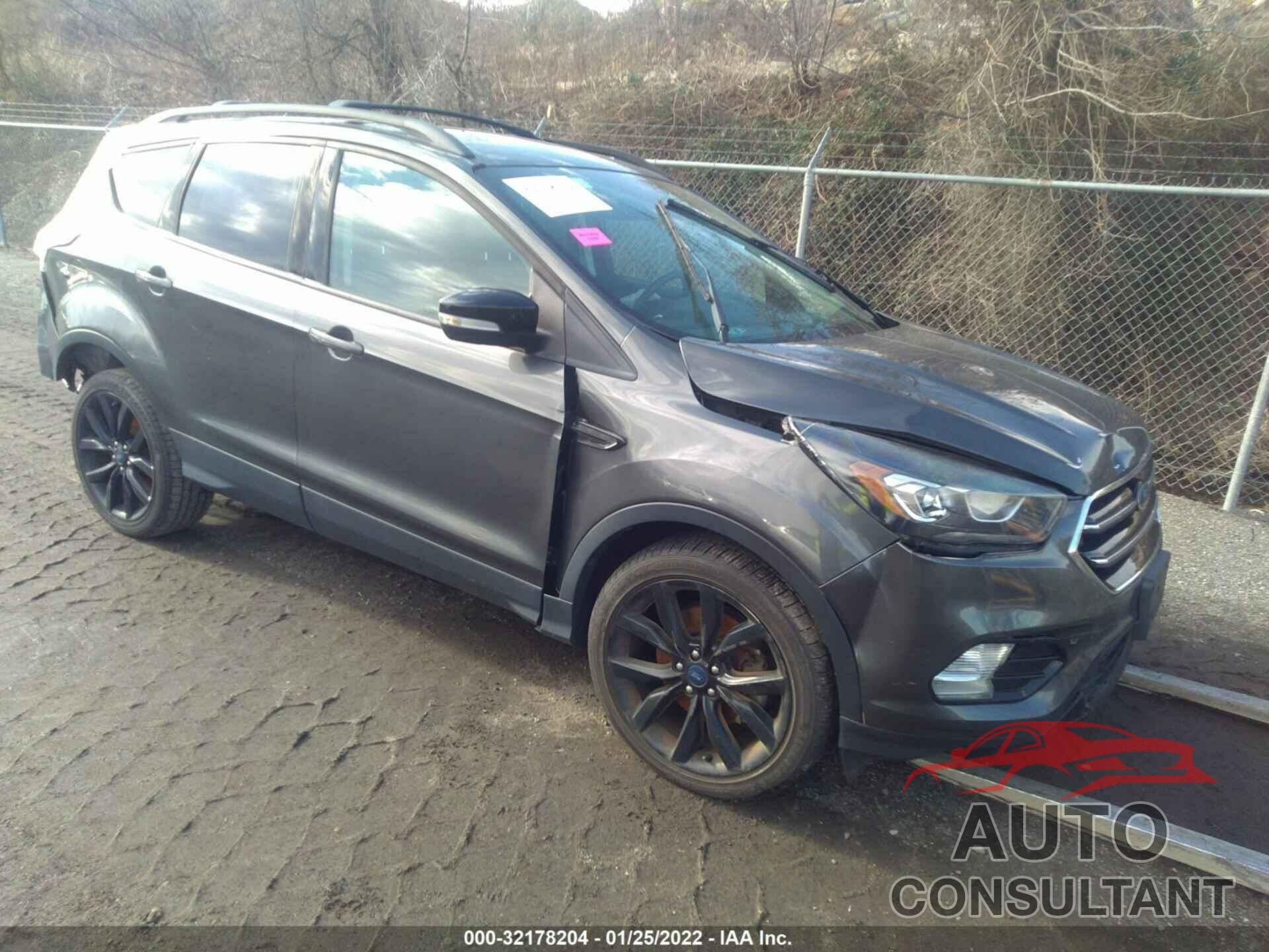 FORD ESCAPE 2017 - 1FMCU0J93HUA36490