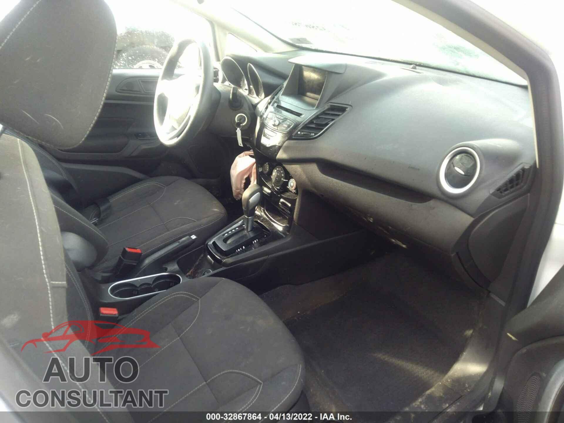 FORD FIESTA 2019 - 3FADP4EJ7KM150697