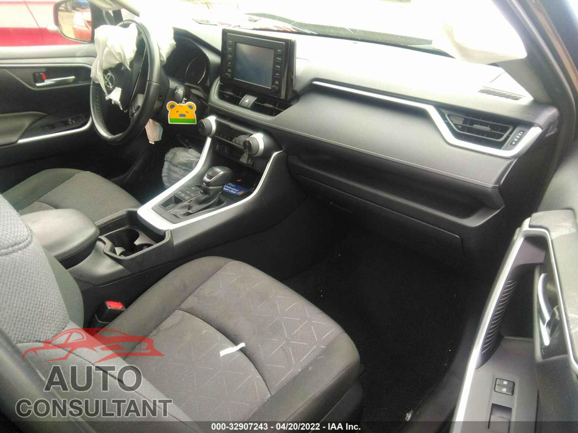 TOYOTA RAV4 2019 - JTMP1RFV5KD014829