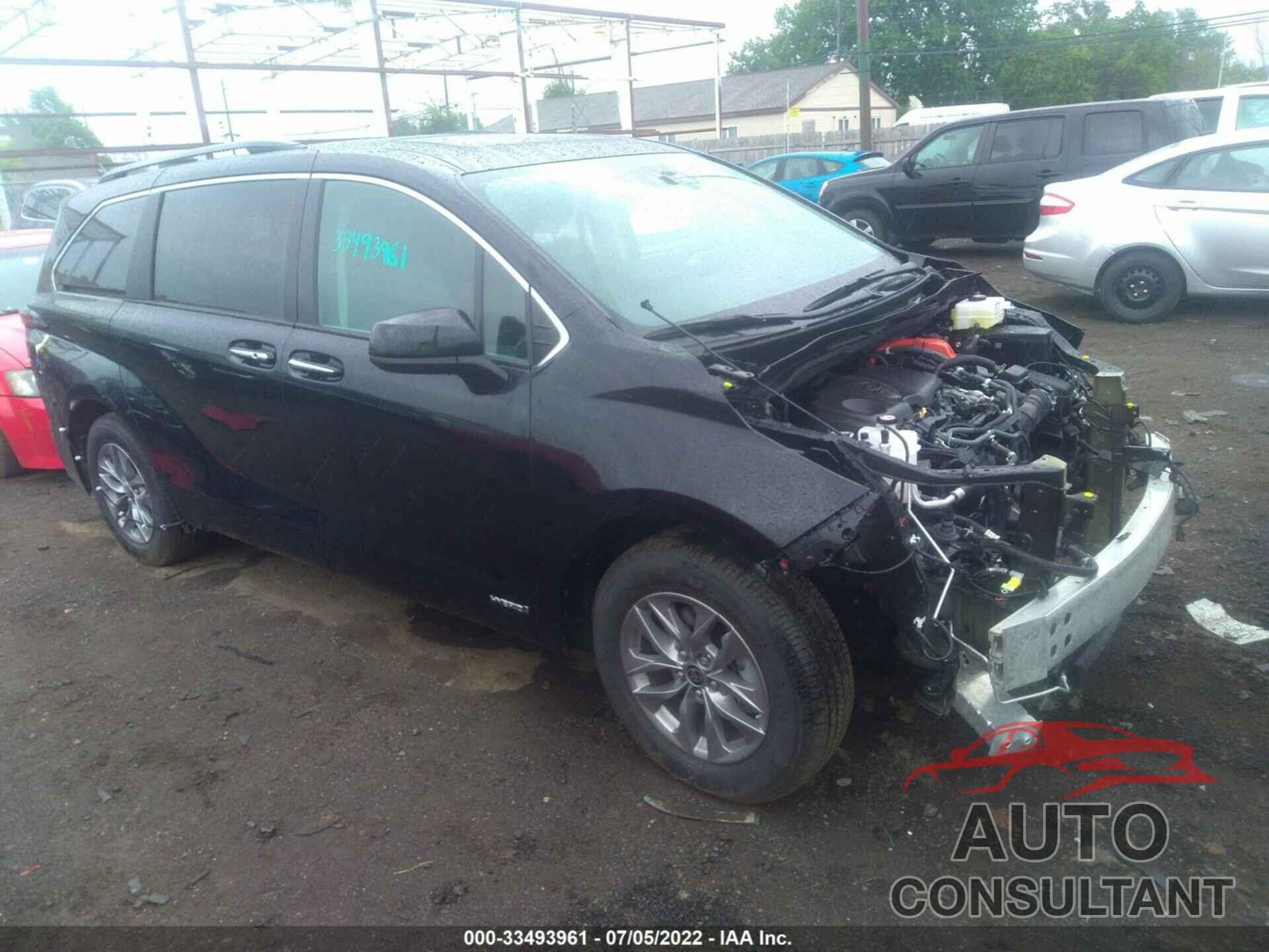 TOYOTA SIENNA 2021 - 5TDYSKFC7MS039939