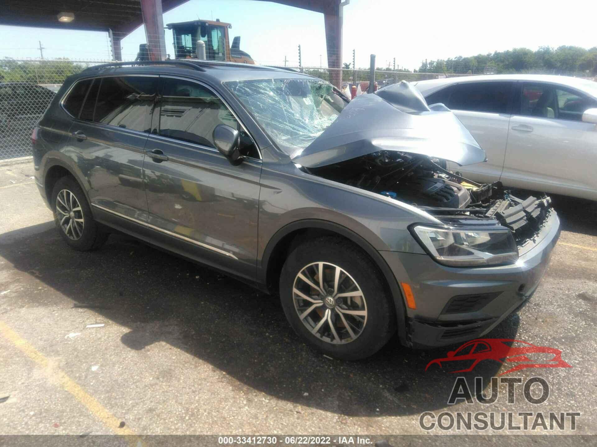 VOLKSWAGEN TIGUAN 2018 - 3VV3B7AX3JM193529