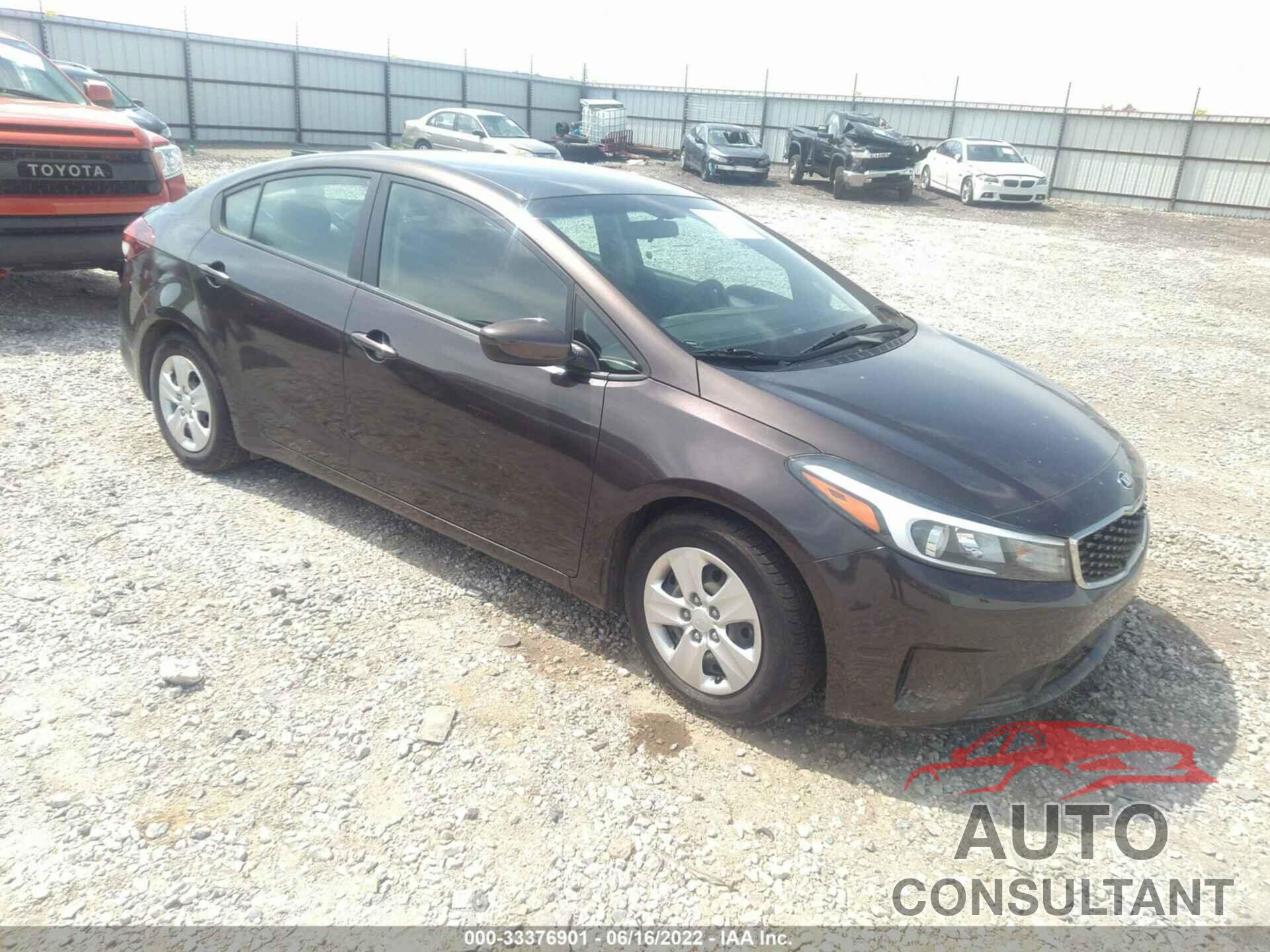 KIA FORTE 2018 - 3KPFL4A74JE201882