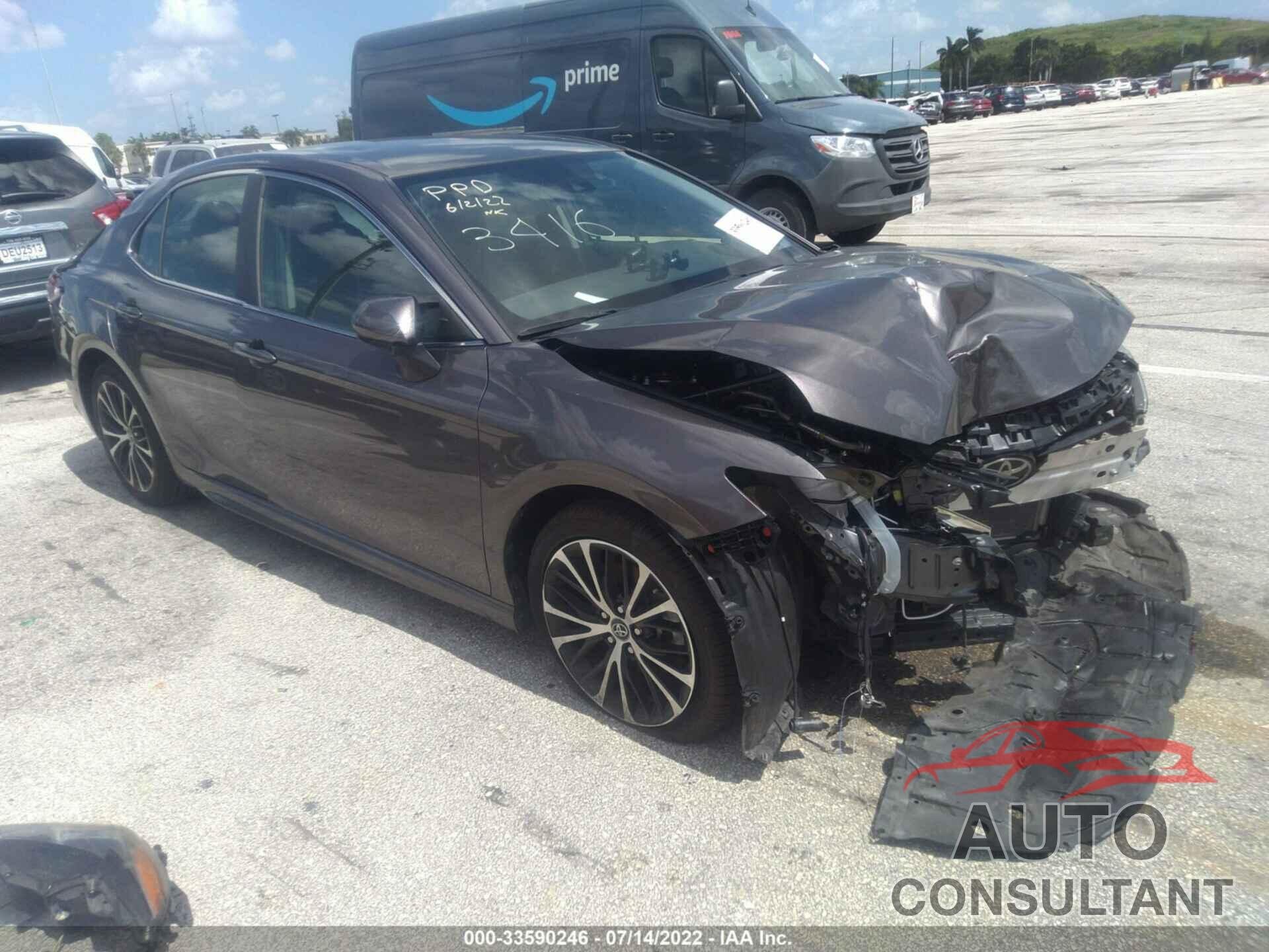 TOYOTA CAMRY 2020 - 4T1G11AK4LU353416