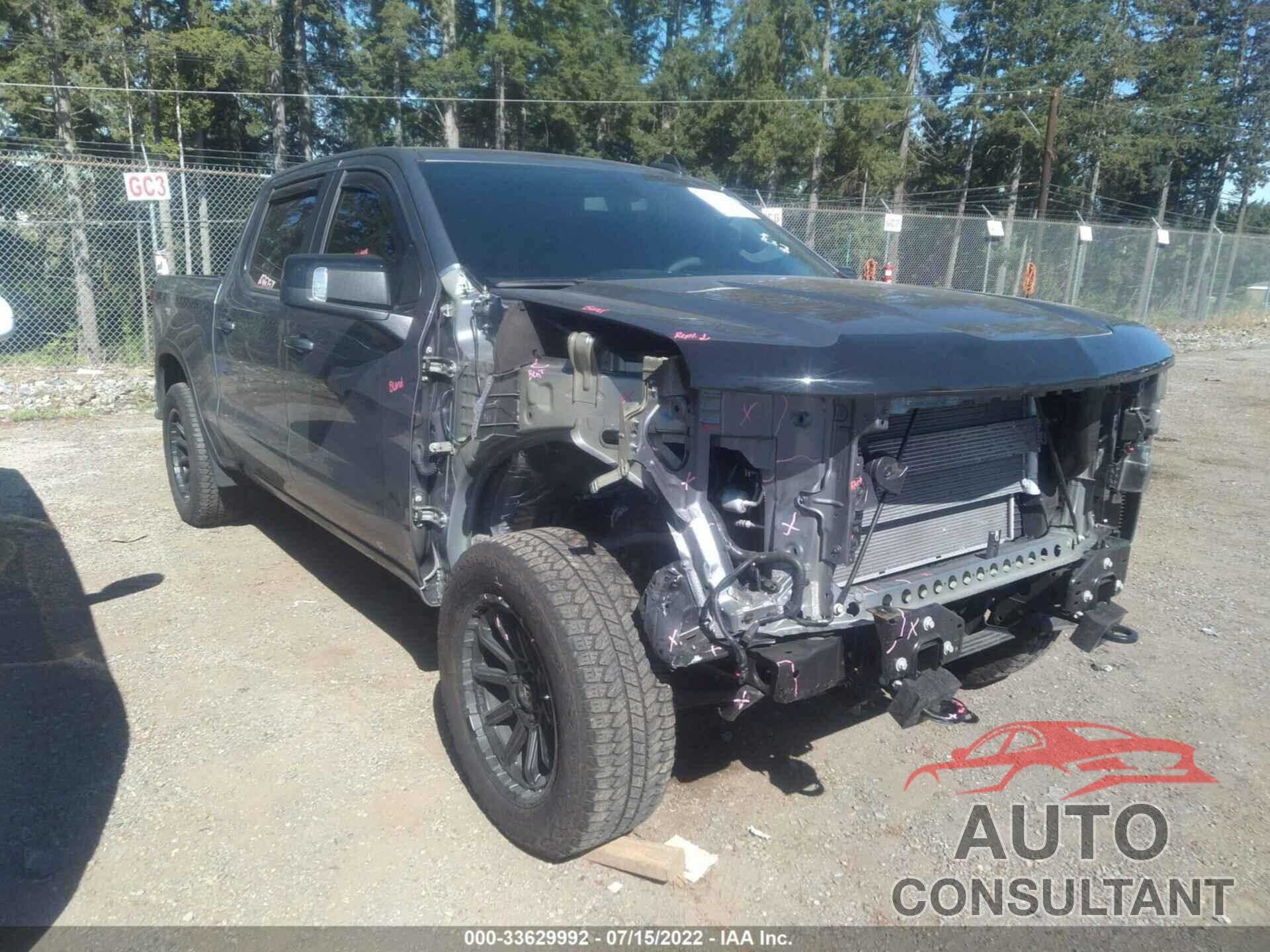 CHEVROLET SILVERADO 1500 2021 - 3GCUYEED6MG249701