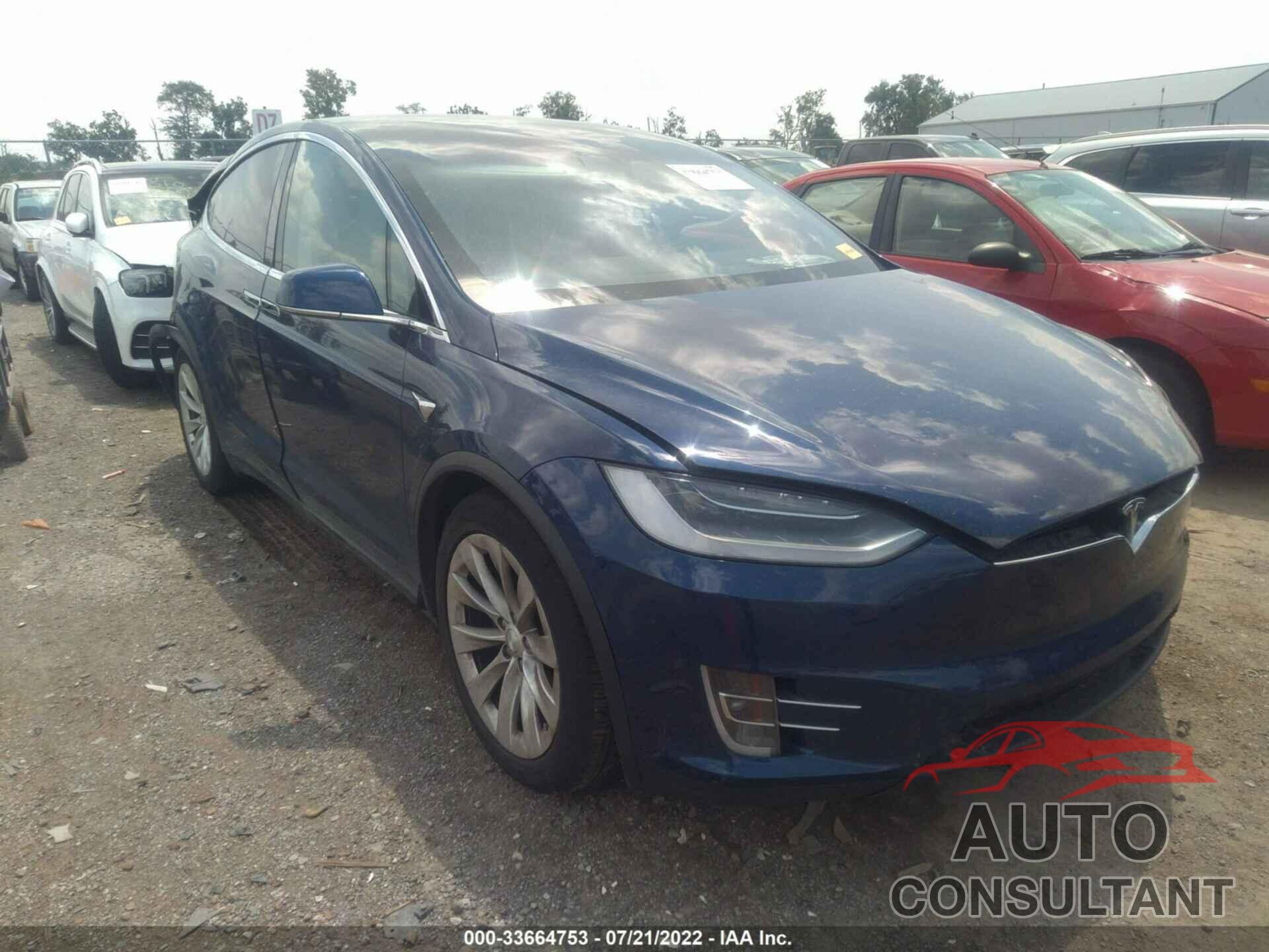 TESLA MODEL X 2019 - 5YJXCBE20KF181097