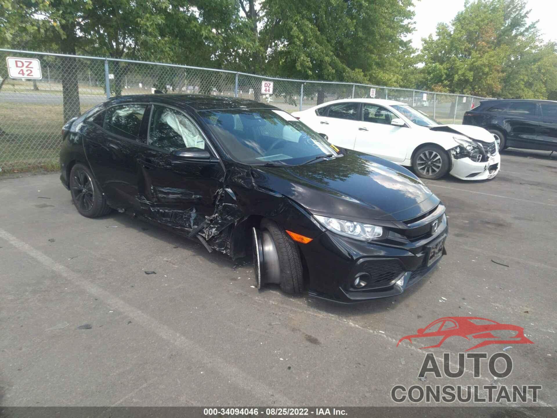 HONDA CIVIC HATCHBACK 2018 - SHHFK7H69JU412585