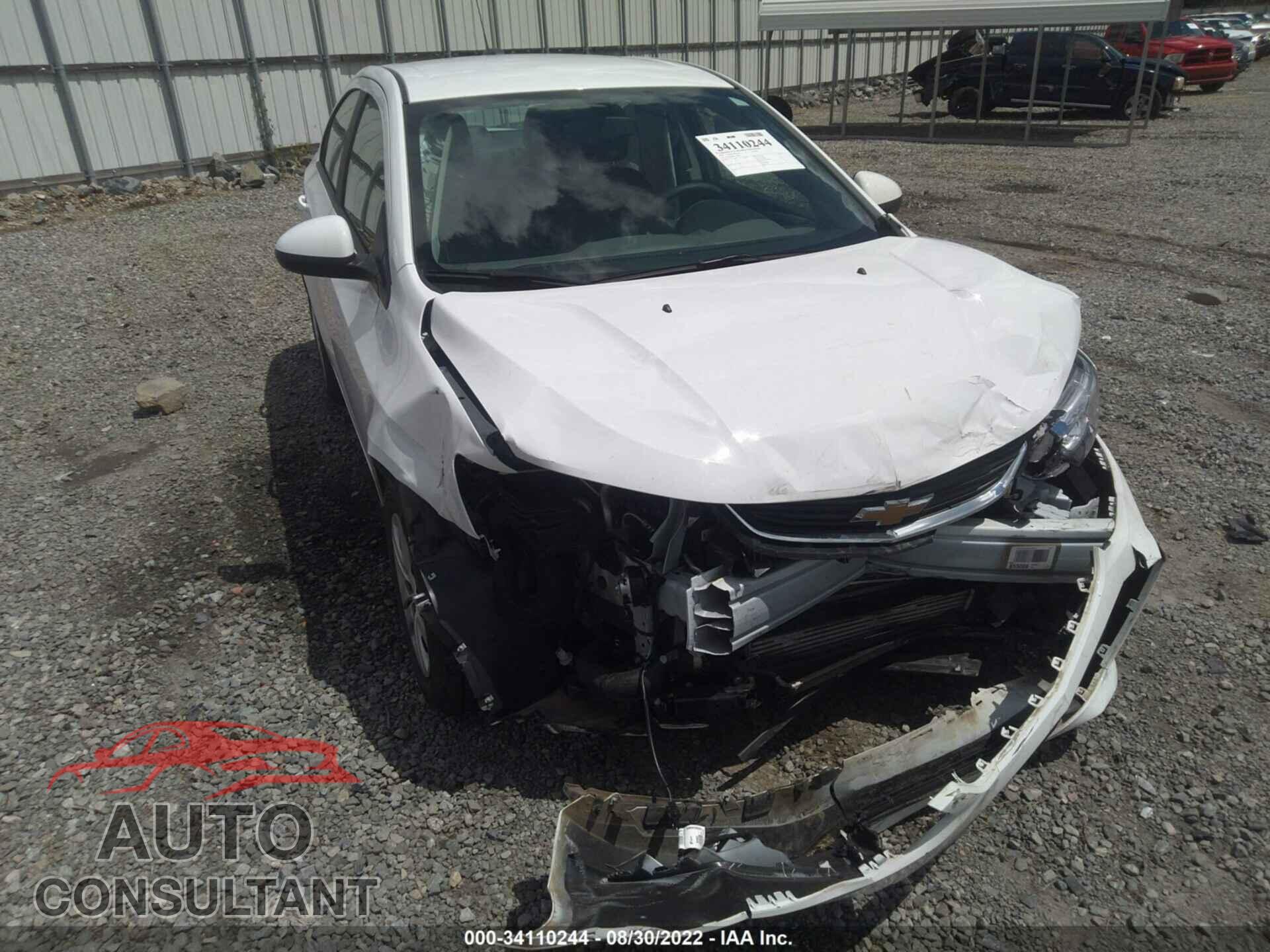 CHEVROLET SONIC 2020 - 1G1JB5SB9L4122100