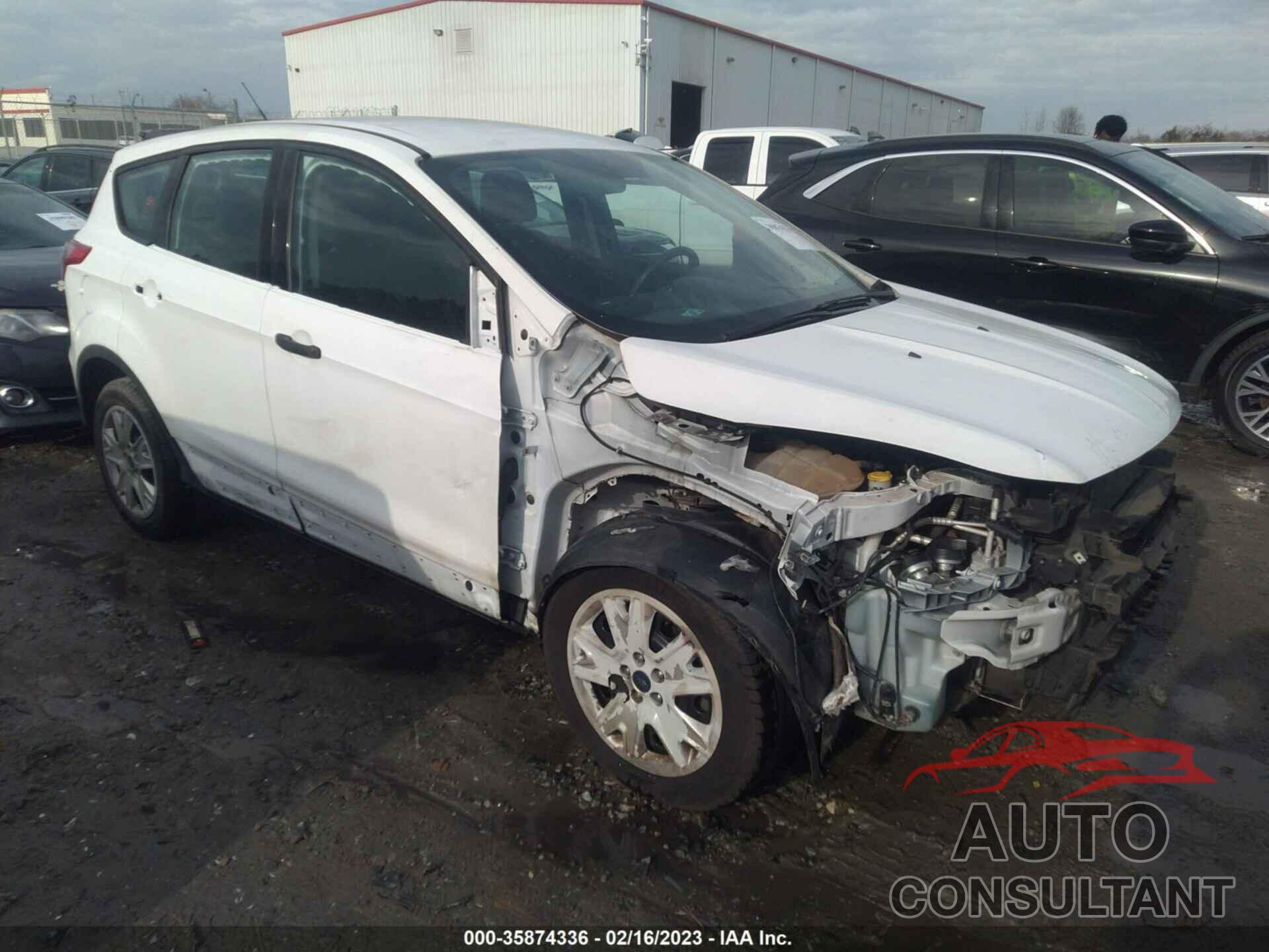 FORD ESCAPE 2015 - 1FMCU0F71FUC22890