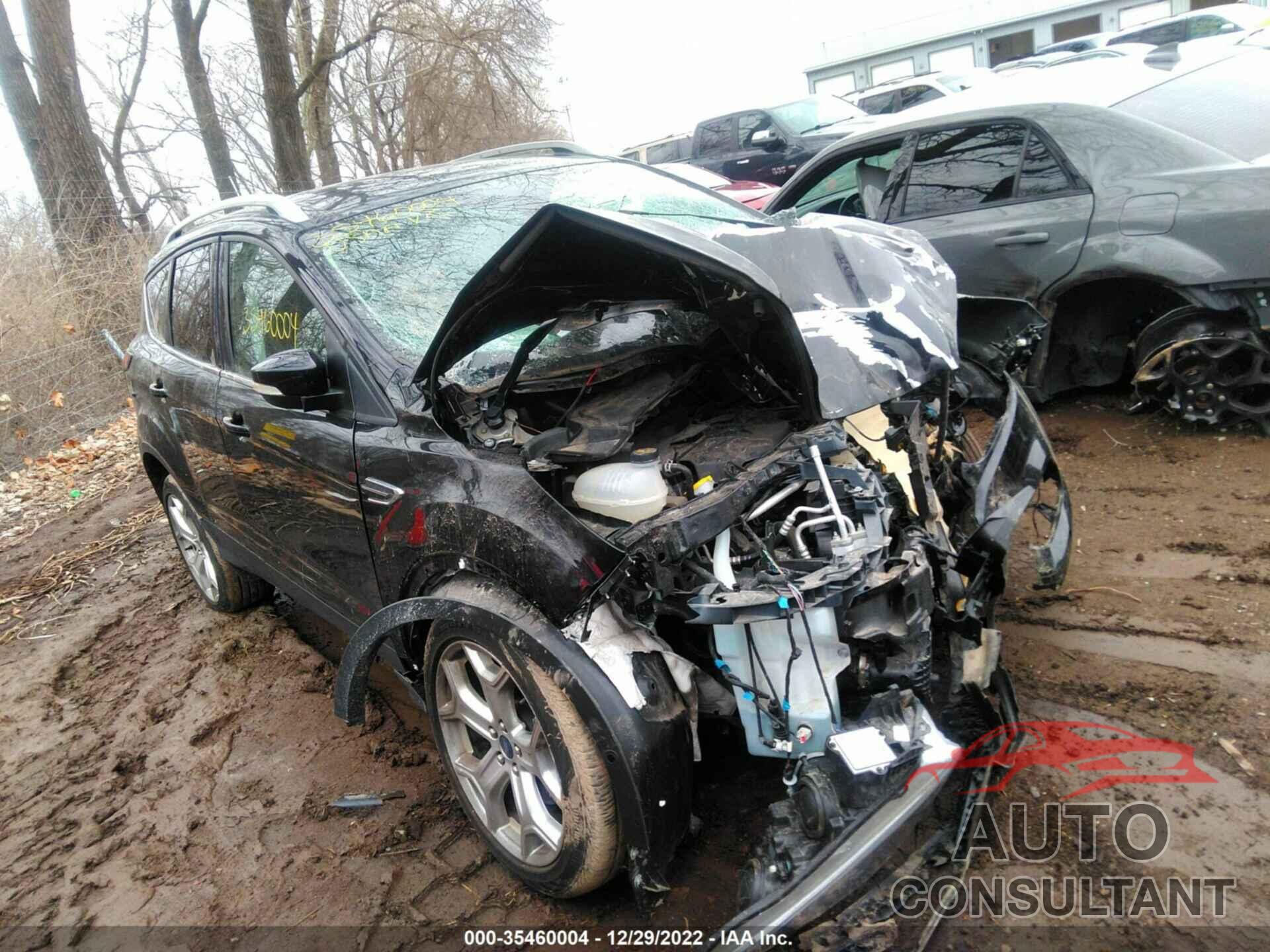 FORD ESCAPE 2019 - 1FMCU9J98KUA00046