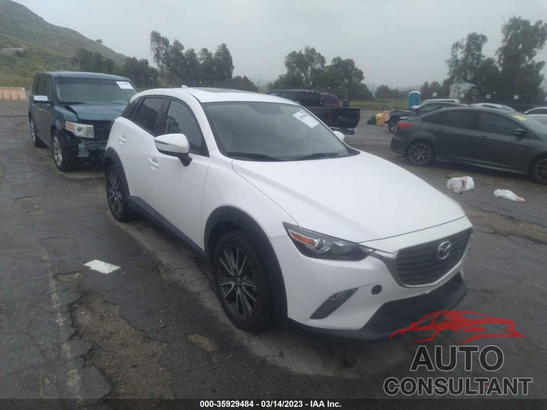 MAZDA CX-3 2017 - JM1DKDC77H0166457