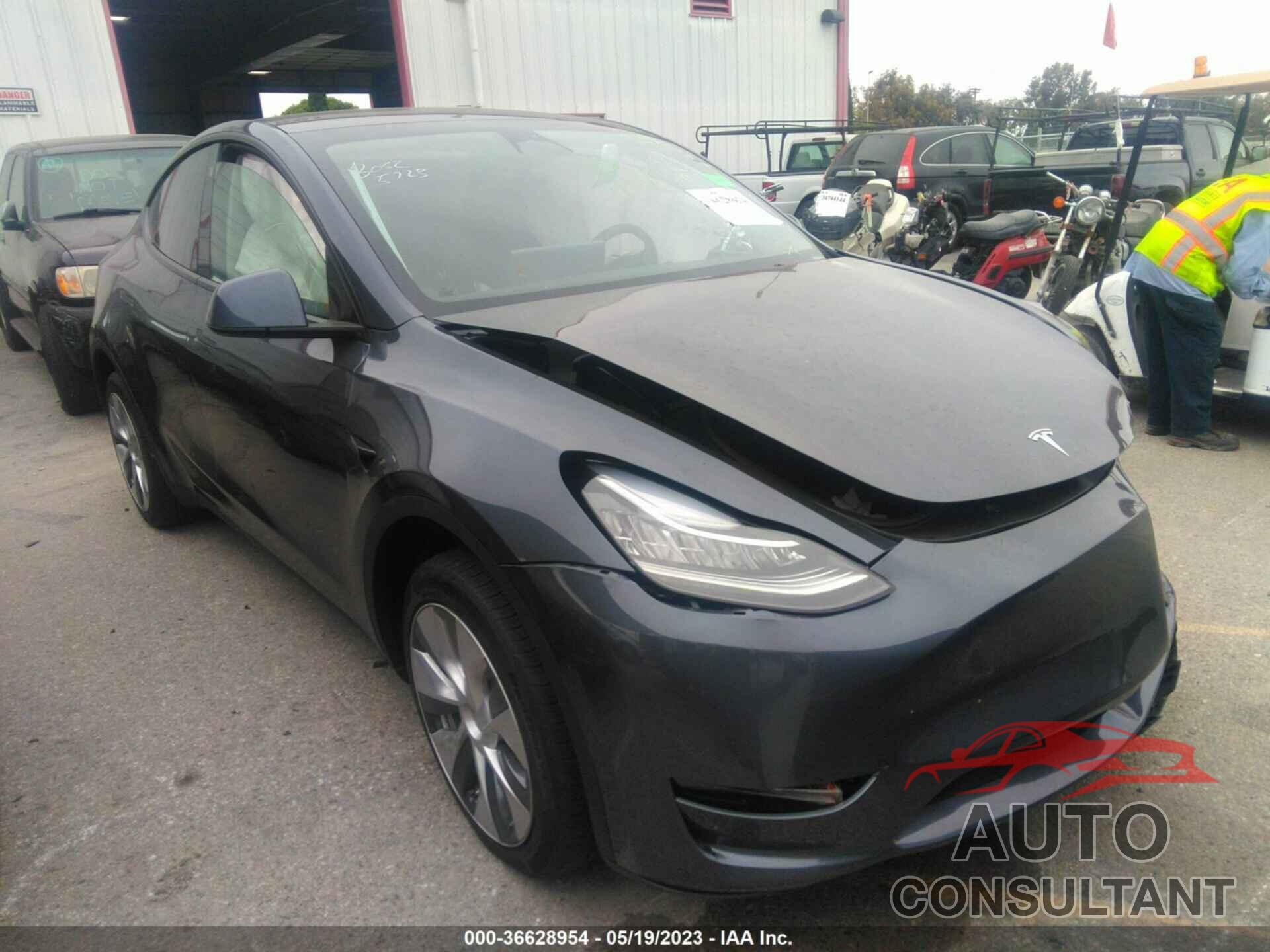 TESLA MODEL Y 2023 - 7SAYGDEE2PA079337