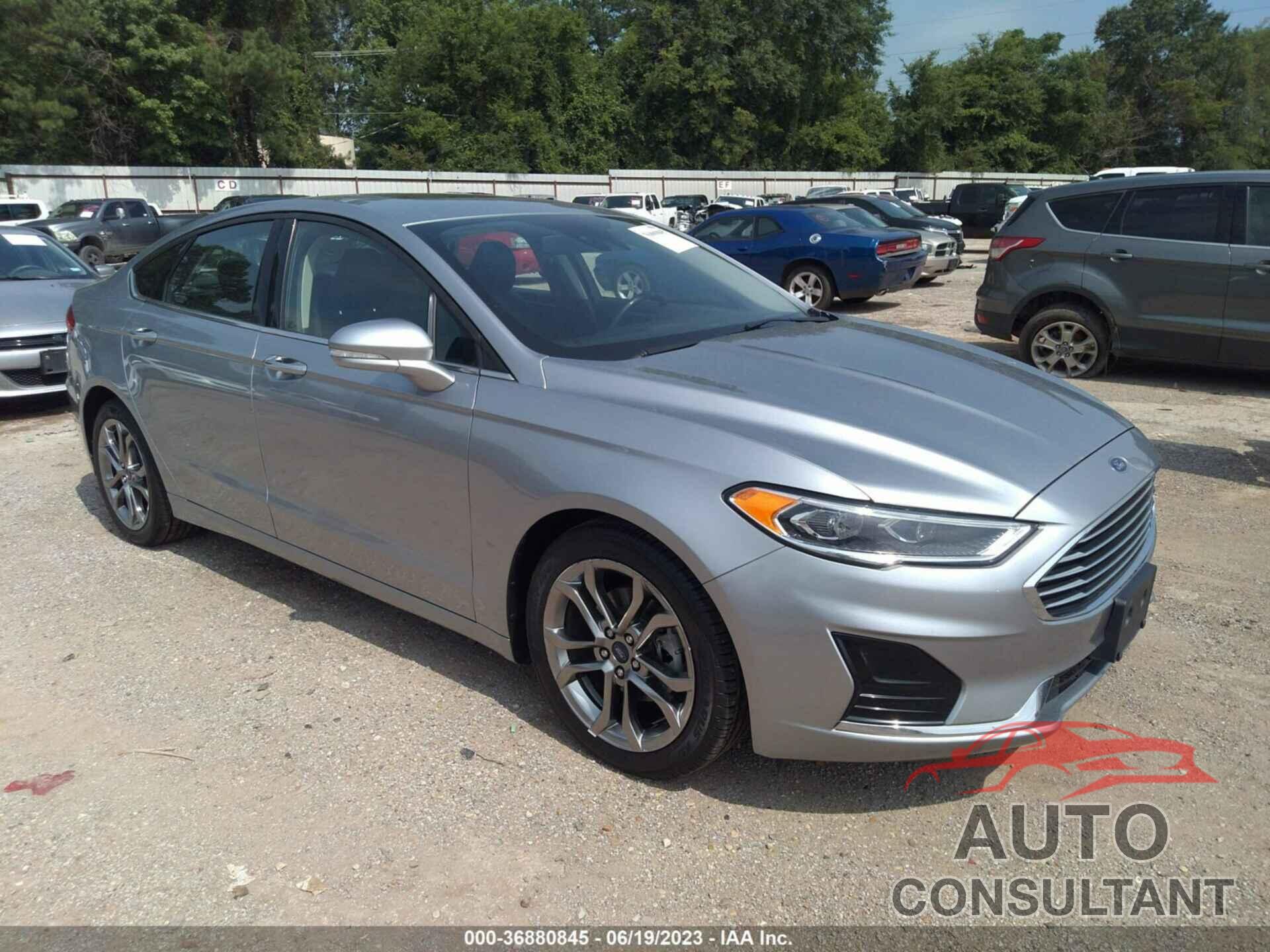 FORD FUSION 2020 - 3FA6P0CDXLR117177