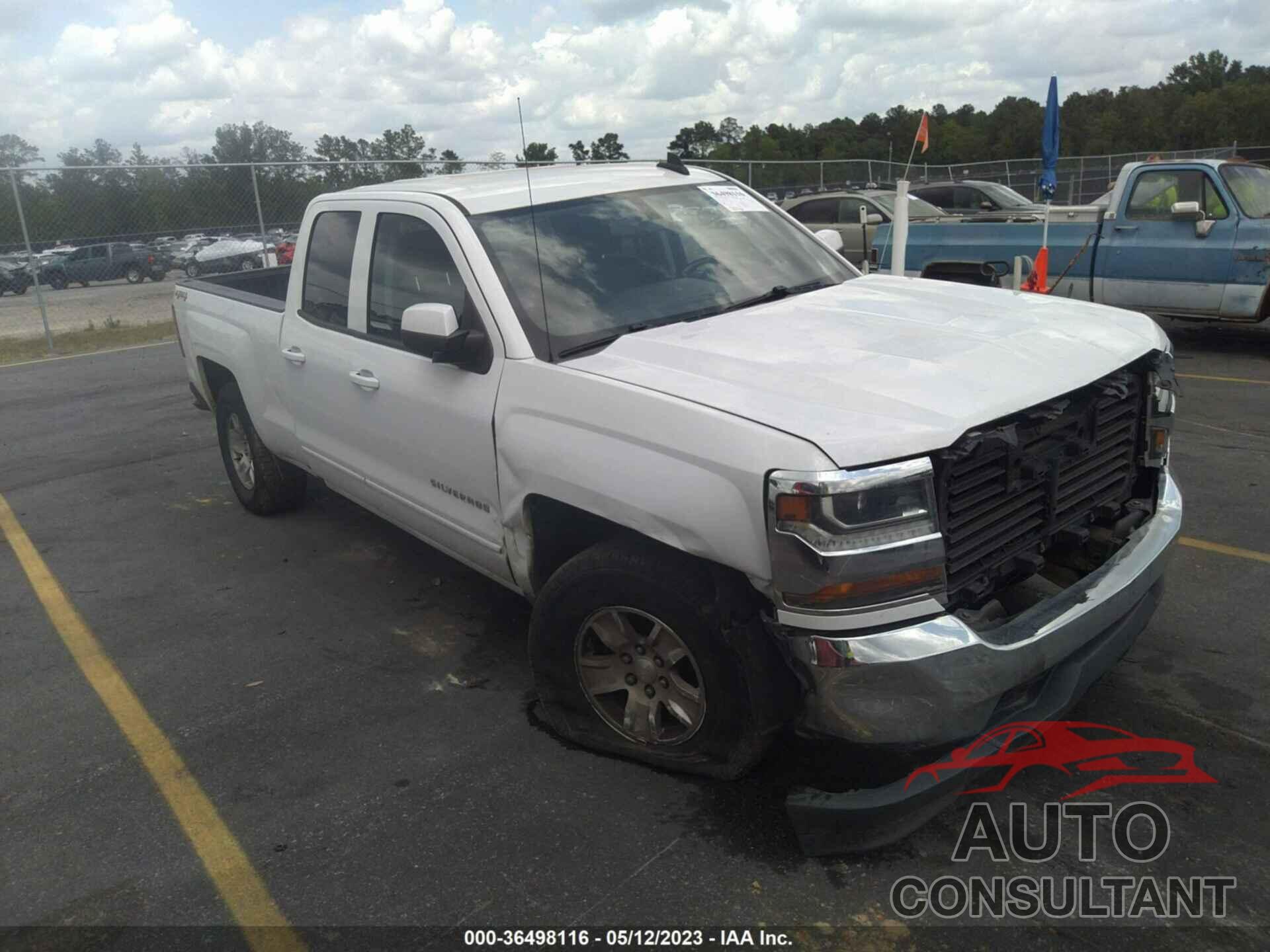 CHEVROLET SILVERADO 1500 2018 - 1GCVKREC9JZ141069